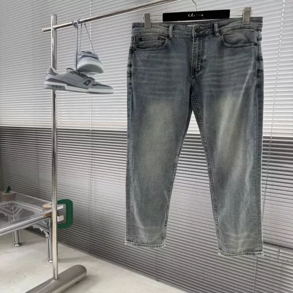 펜디 워싱 스트레이트 데님 팬츠