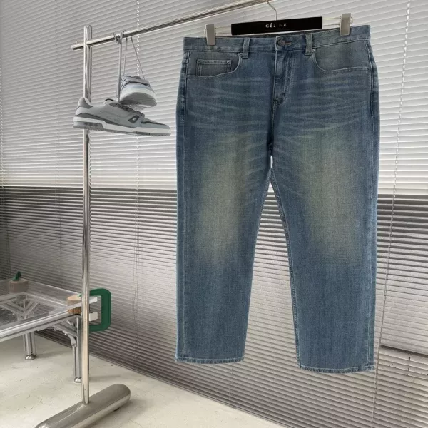 버버리 워싱 스트레이트 데님 팬츠