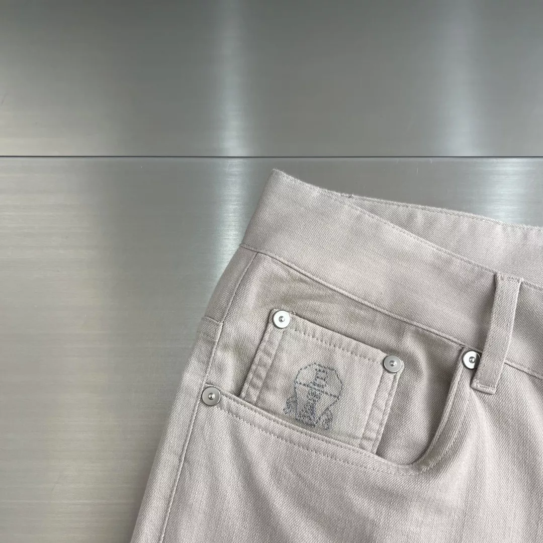 브루넬로쿠치넬리 미니멀 스트레이트 캐주얼 팬츠 상세 이미지 5