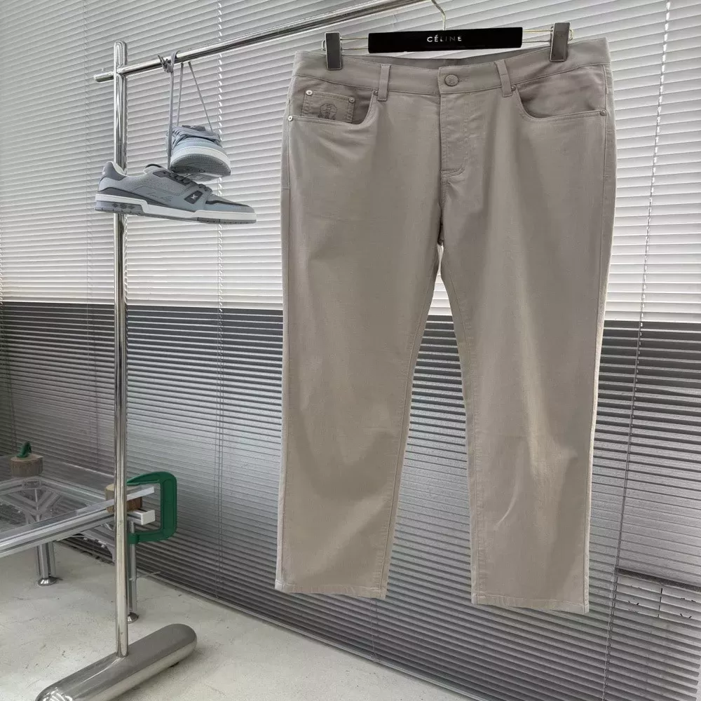 브루넬로쿠치넬리 미니멀 스트레이트 캐주얼 팬츠
