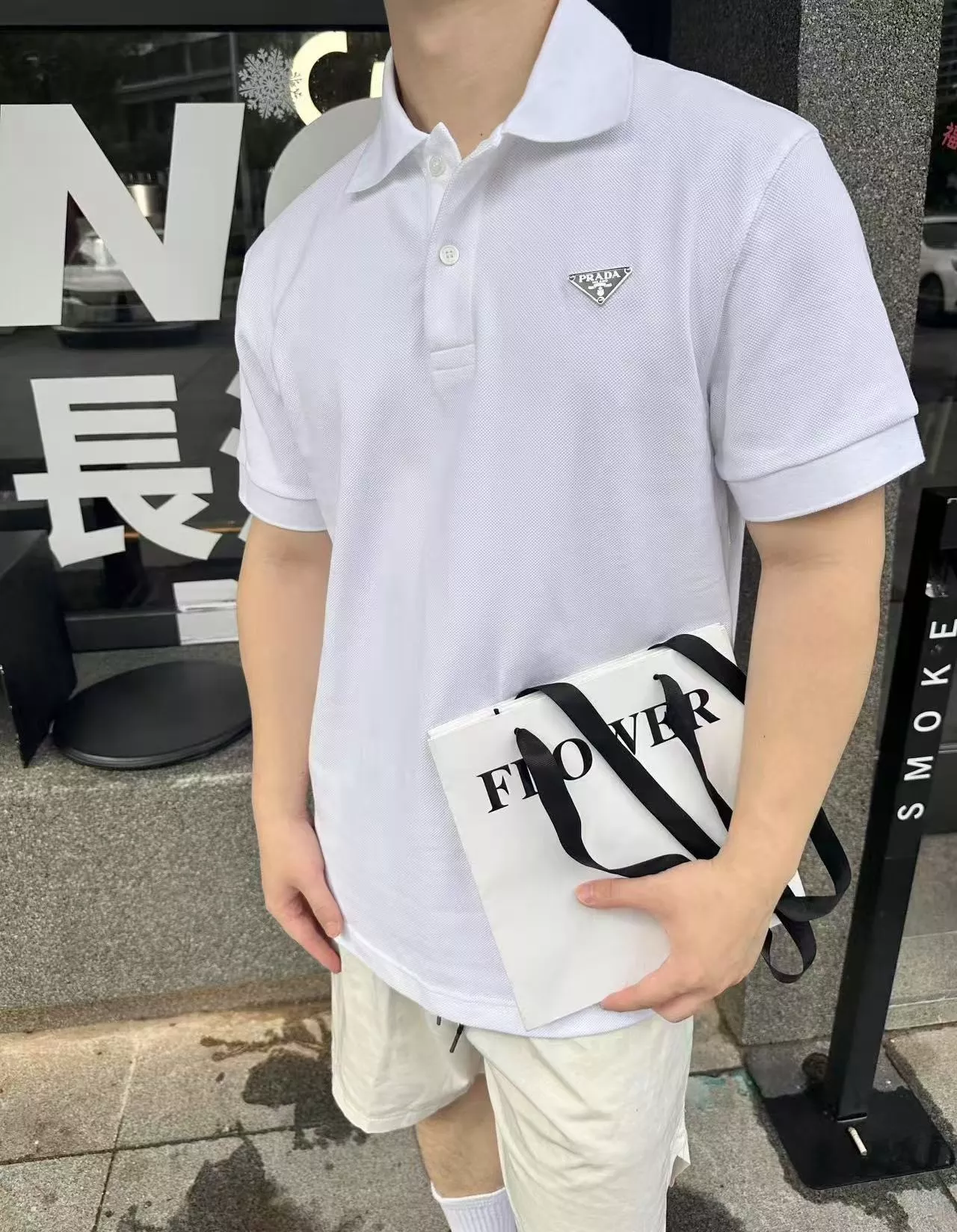 프라다 메탈 삼각 로고 코튼 폴로 반소매 상세 이미지 22