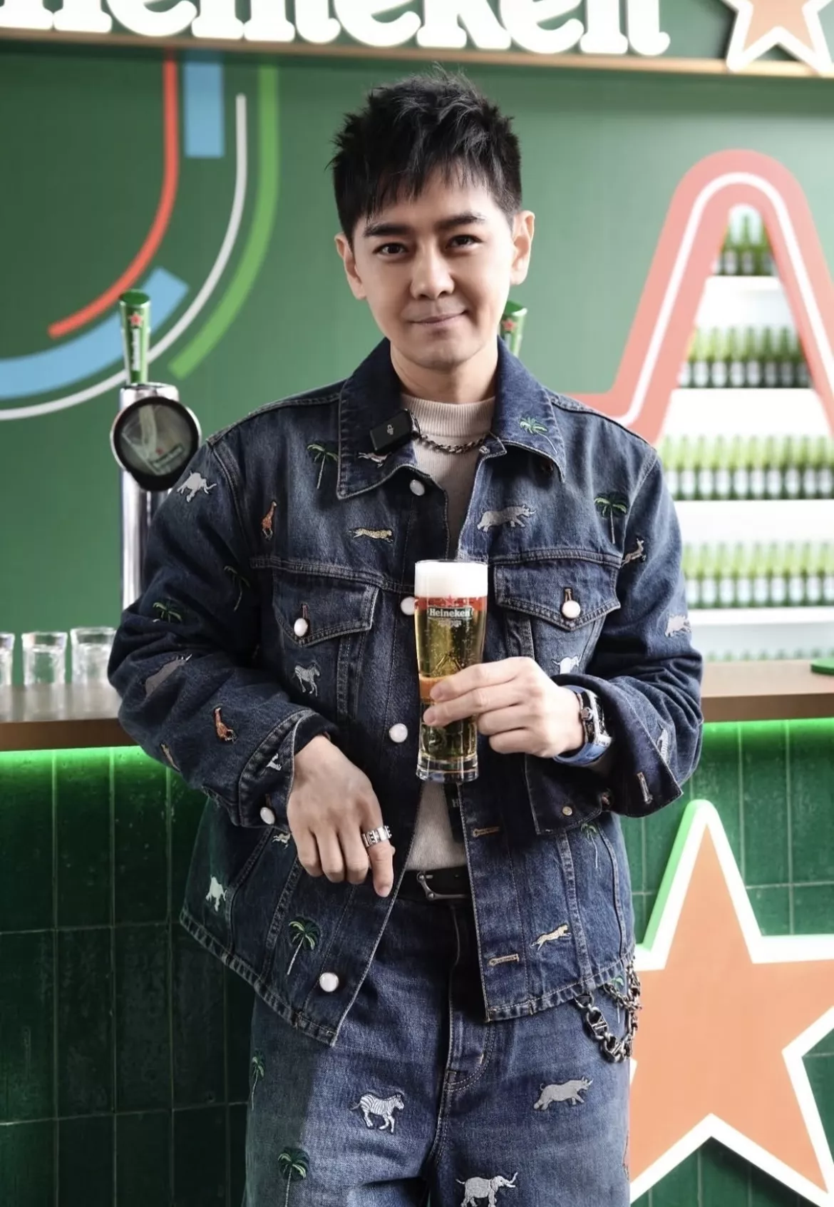 루이비통 자수 워싱 데님 스케이트 팬츠 상세 이미지 32