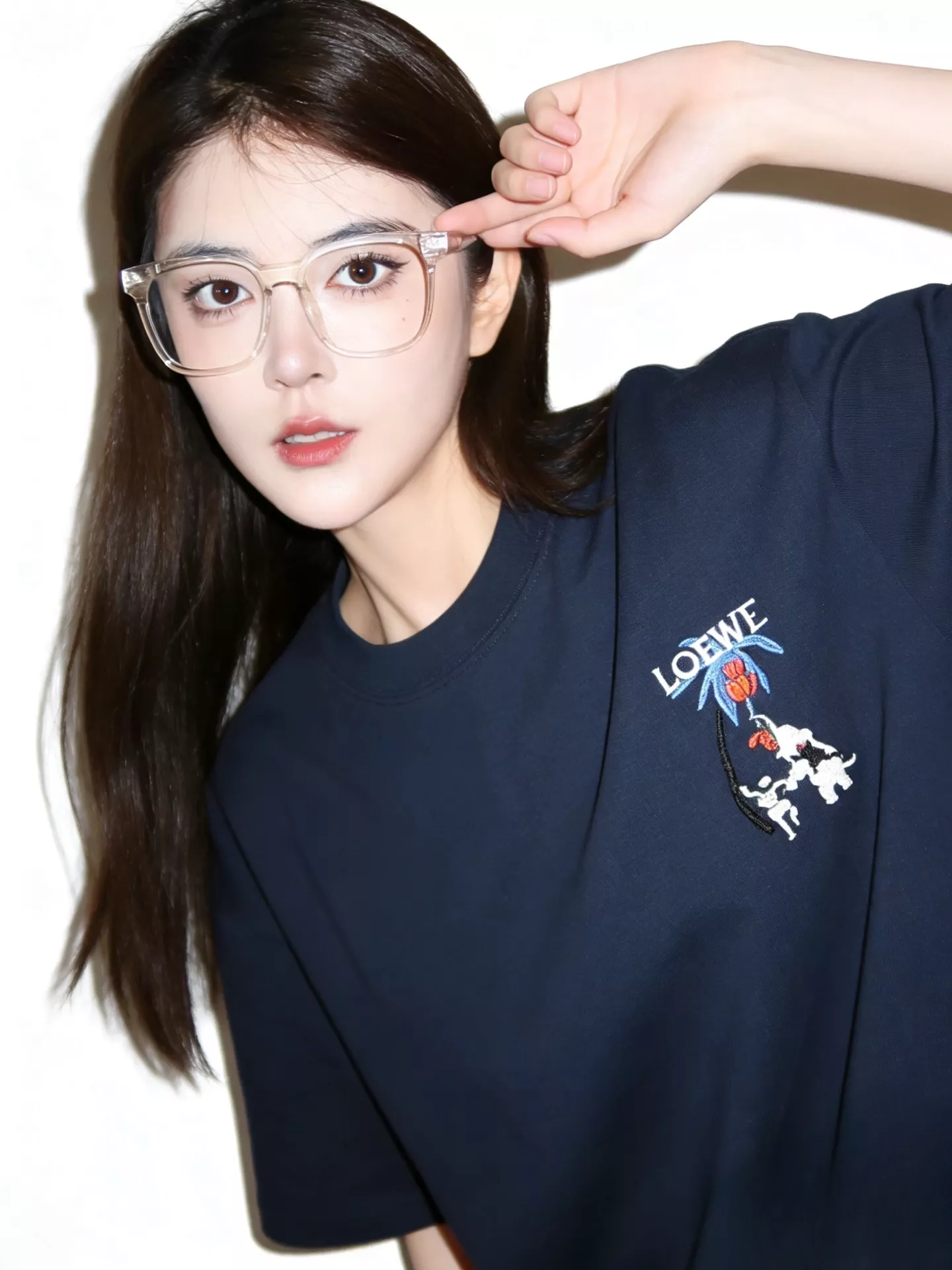 로에베 카툰 자수 라운드 반팔 티셔츠 상세 이미지 36