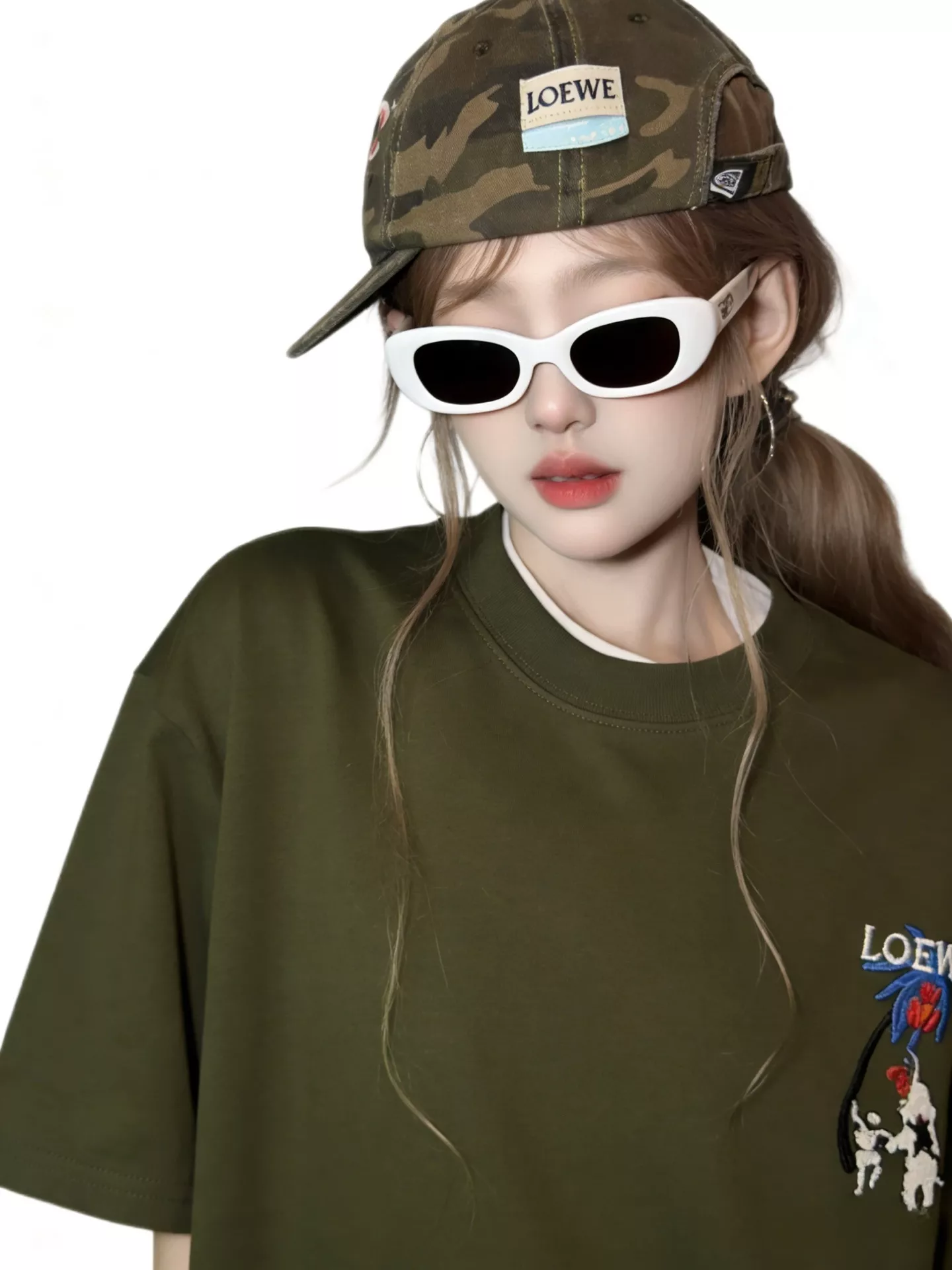 로에베 카툰 자수 라운드 반팔 티셔츠 상세 이미지 42