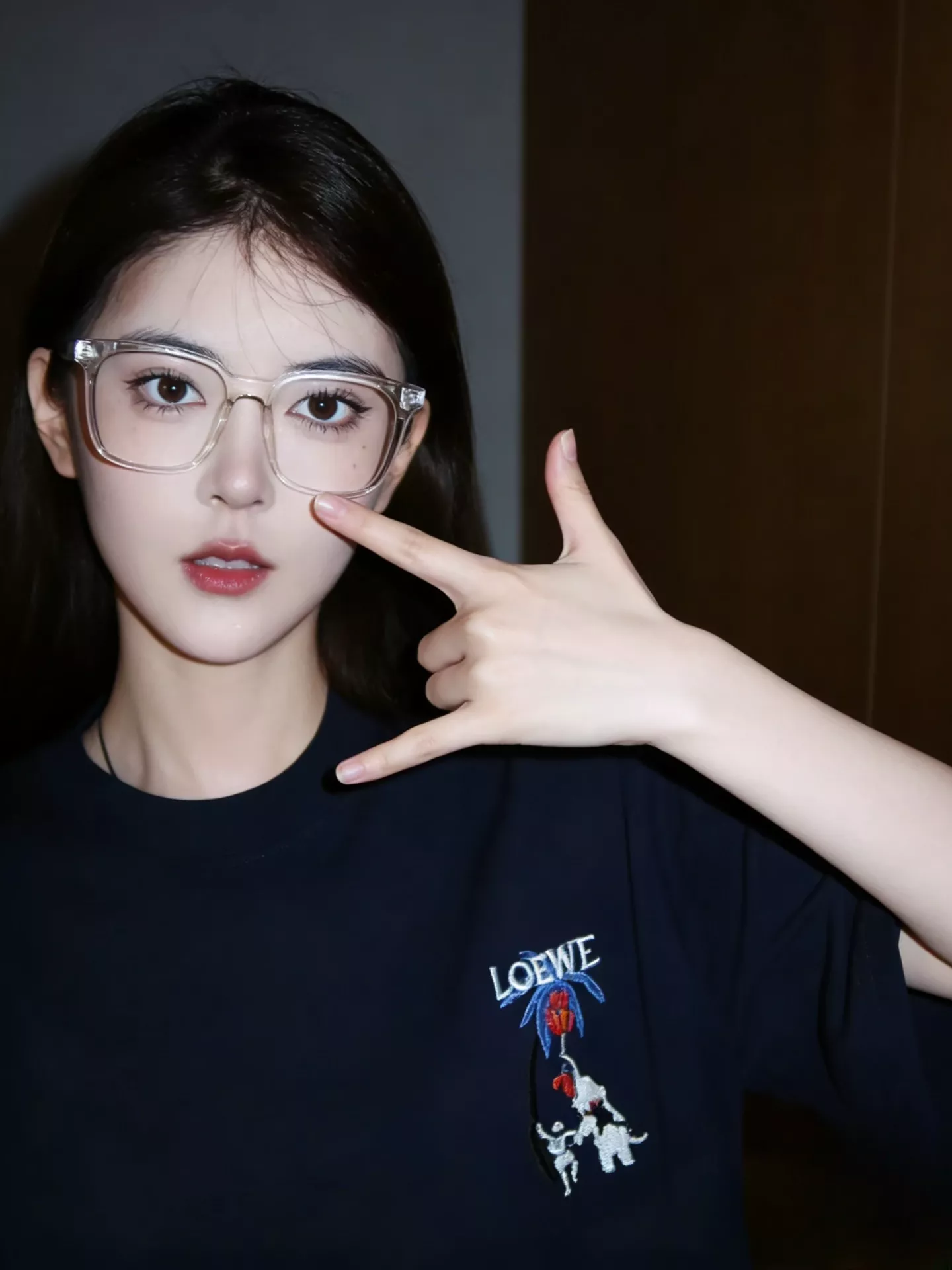로에베 카툰 자수 라운드 반팔 티셔츠 상세 이미지 34