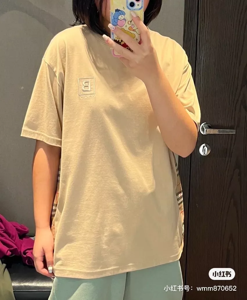 버버리 사이드 체크 패널 루즈핏 반소매 티셔츠 상세 이미지 61