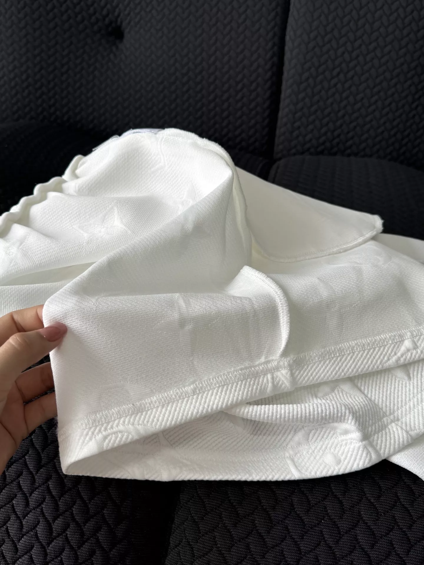 루이비통 엠보 로고 밴딩 숏팬츠 상세 이미지 39