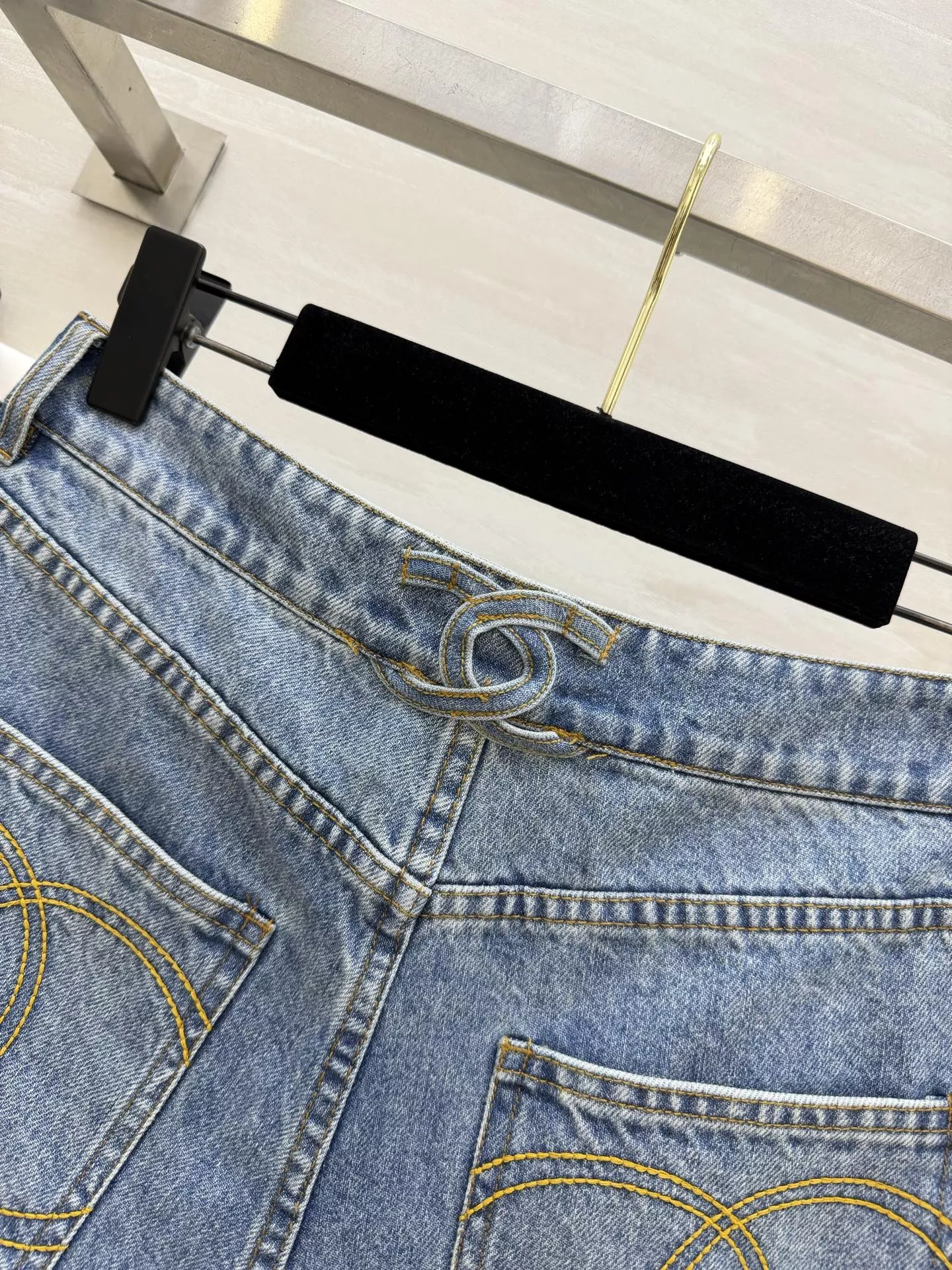 샤넬 트위드 배색 데님 쇼트 팬츠 상세 이미지 8