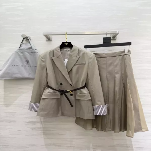 브루넬로쿠치넬리 더블브레스트 재킷 스커트 세트