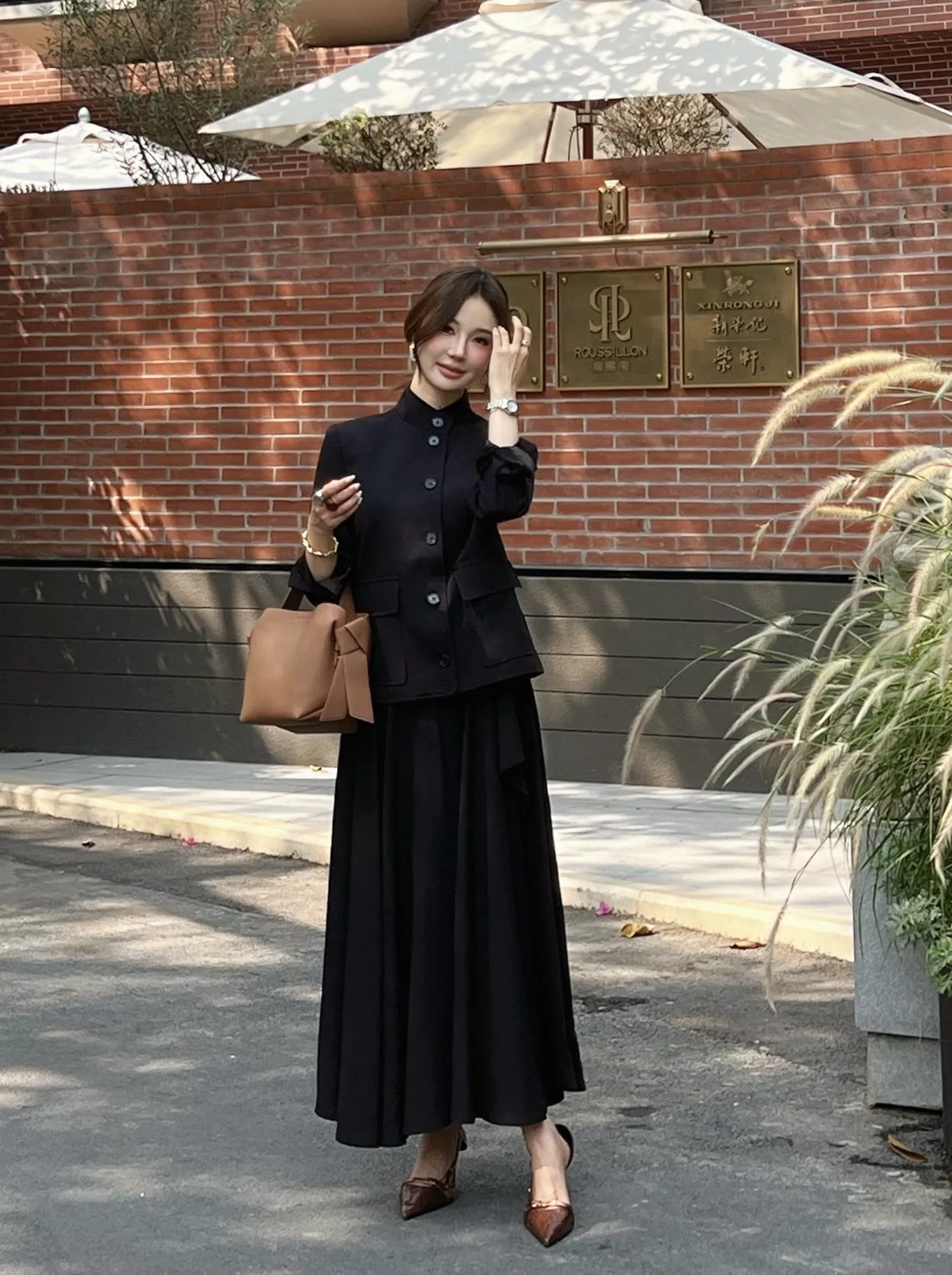 로로피아나 스탠드 카라 블랙 재킷 상세 이미지 16
