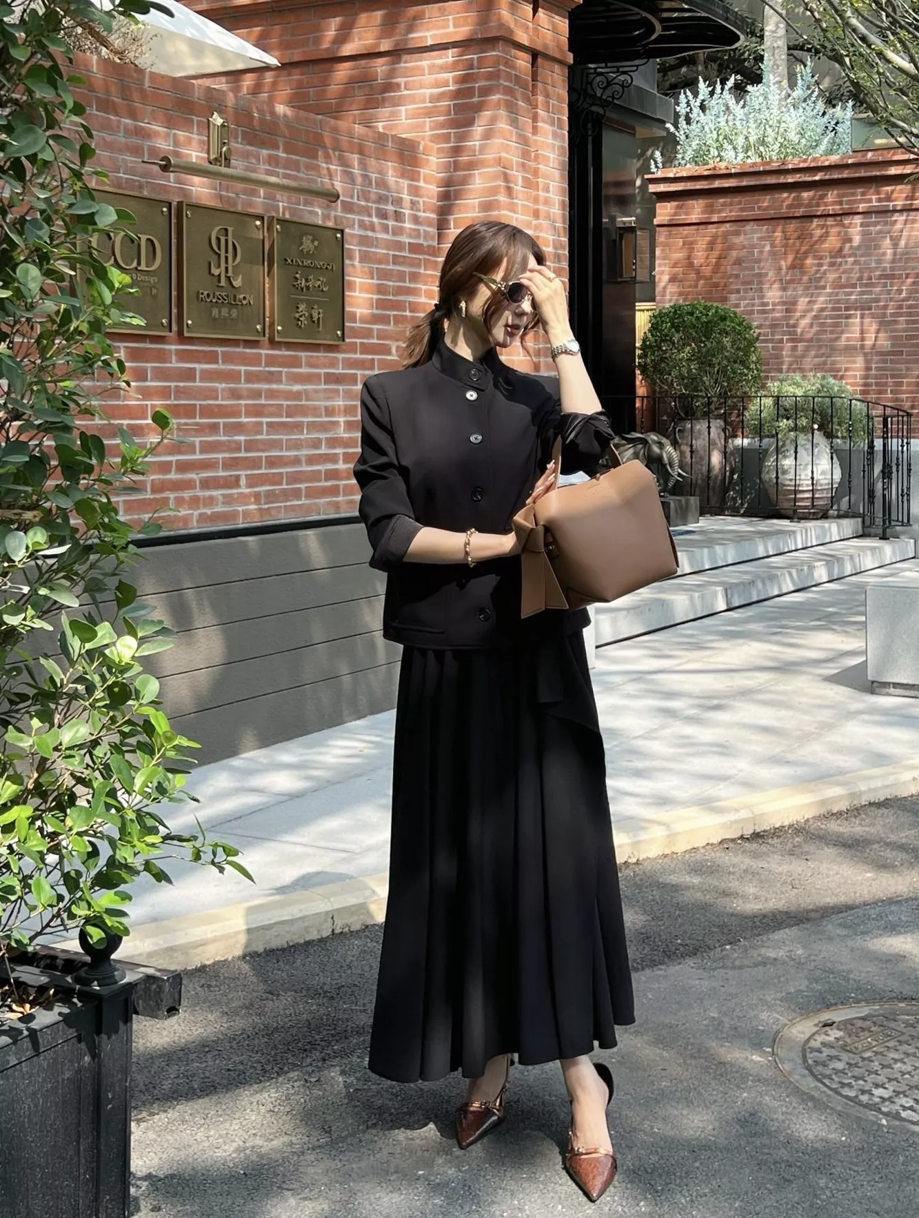 로로피아나 스탠드 카라 블랙 재킷 상세 이미지 14