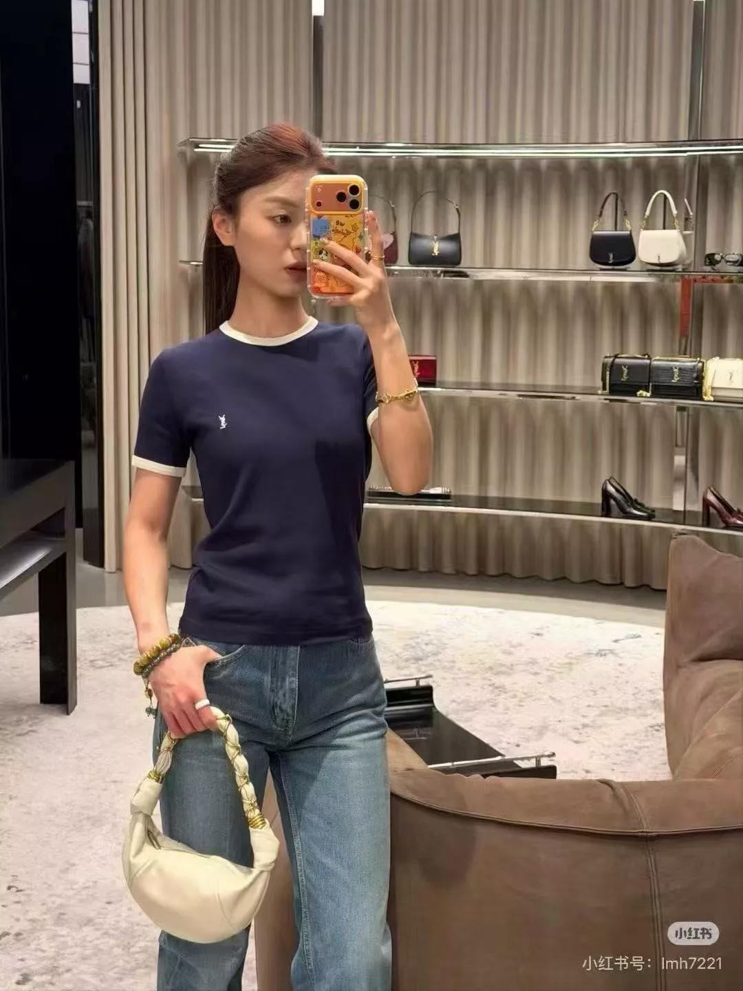생로랑 로고 자수 배색 라운드넥 반소매 티셔츠 상세 이미지 10