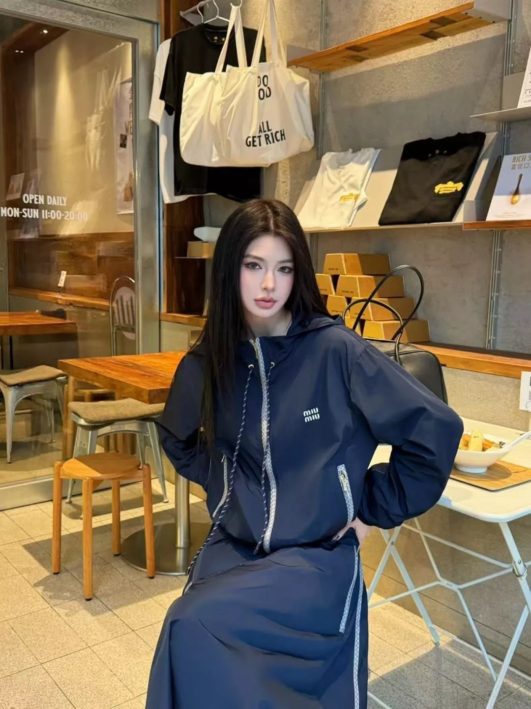 미우미우 나일론 카고 밴딩 스커트 상세 이미지 28