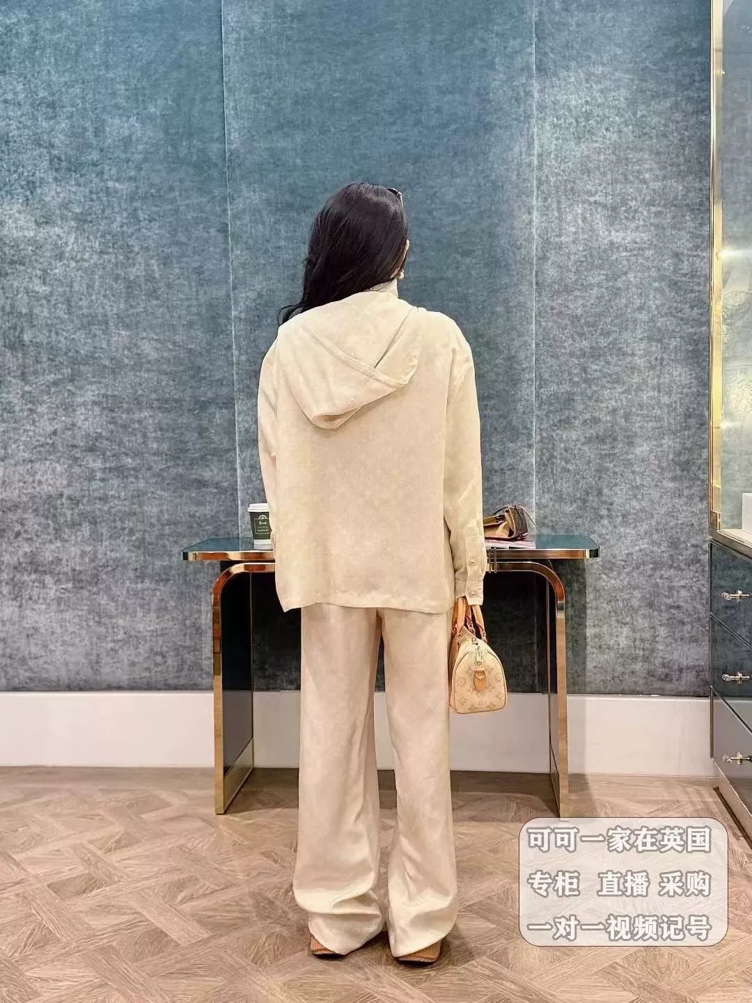 루이비통 모노그램 후드 셔츠 팬츠 세트 상세 이미지 24