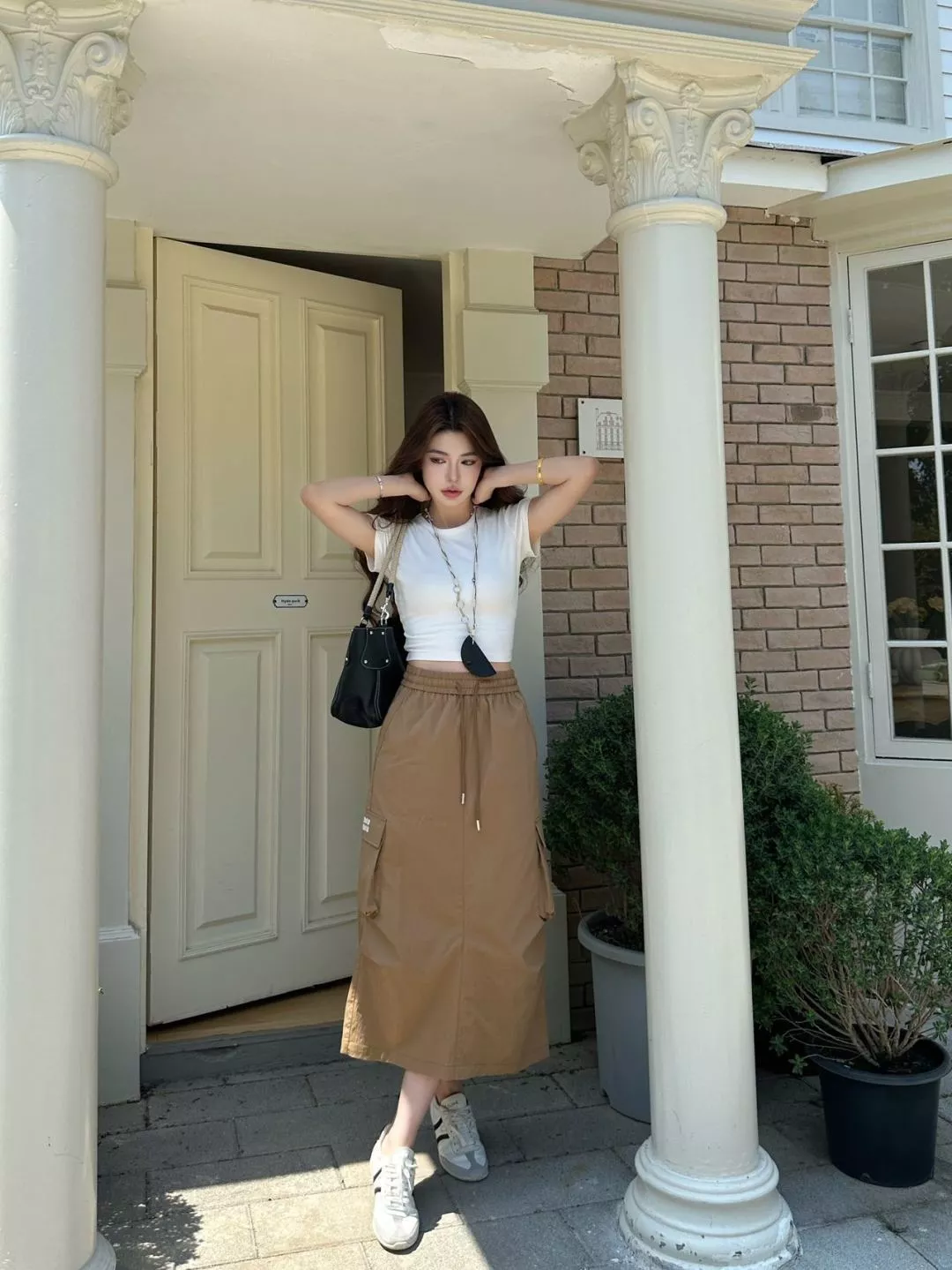 미우미우 밴딩 허리 카고 스타일 스커트 상세 이미지 12
