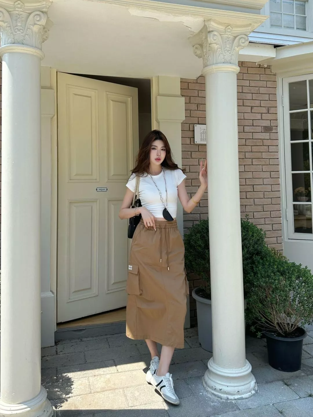 미우미우 밴딩 허리 카고 스타일 스커트 상세 이미지 11