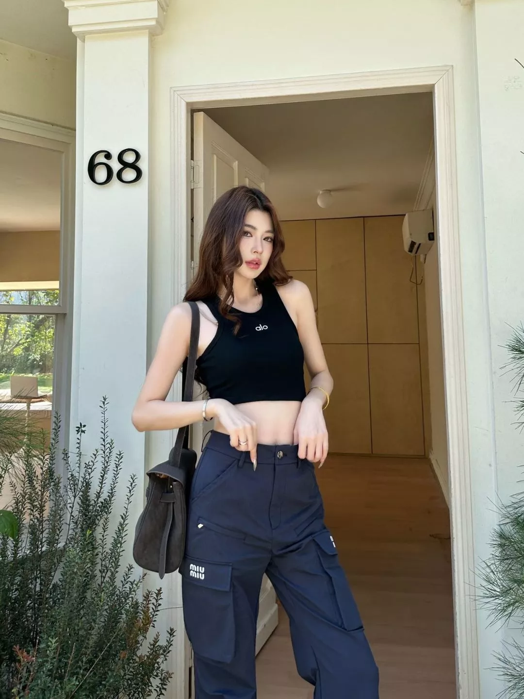 미우미우 하이웨이스트 와이드 카고 팬츠 상세 이미지 14
