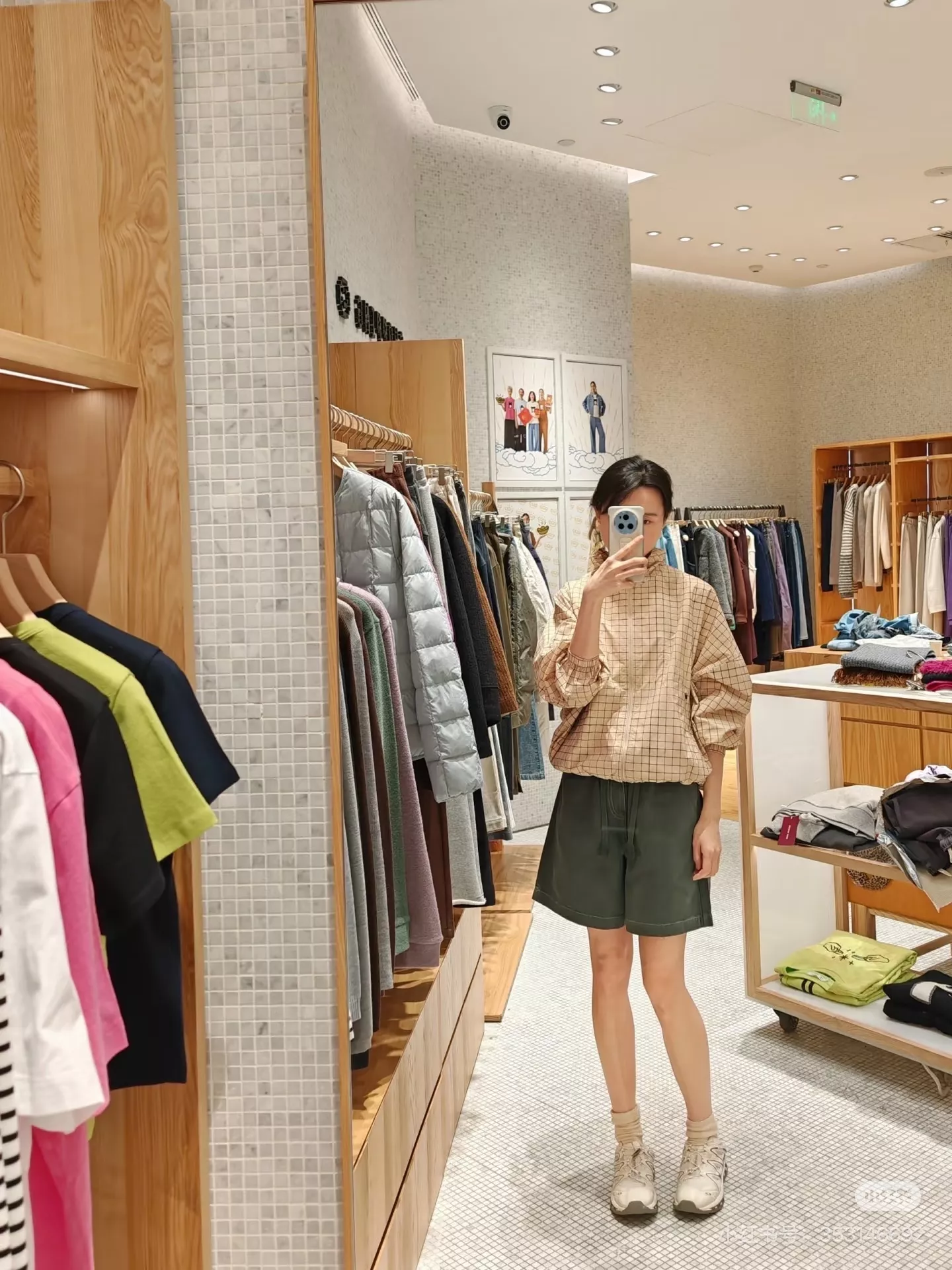 노브랜드 체크 패턴 스탠드넥 숏 재킷 상세 이미지 34