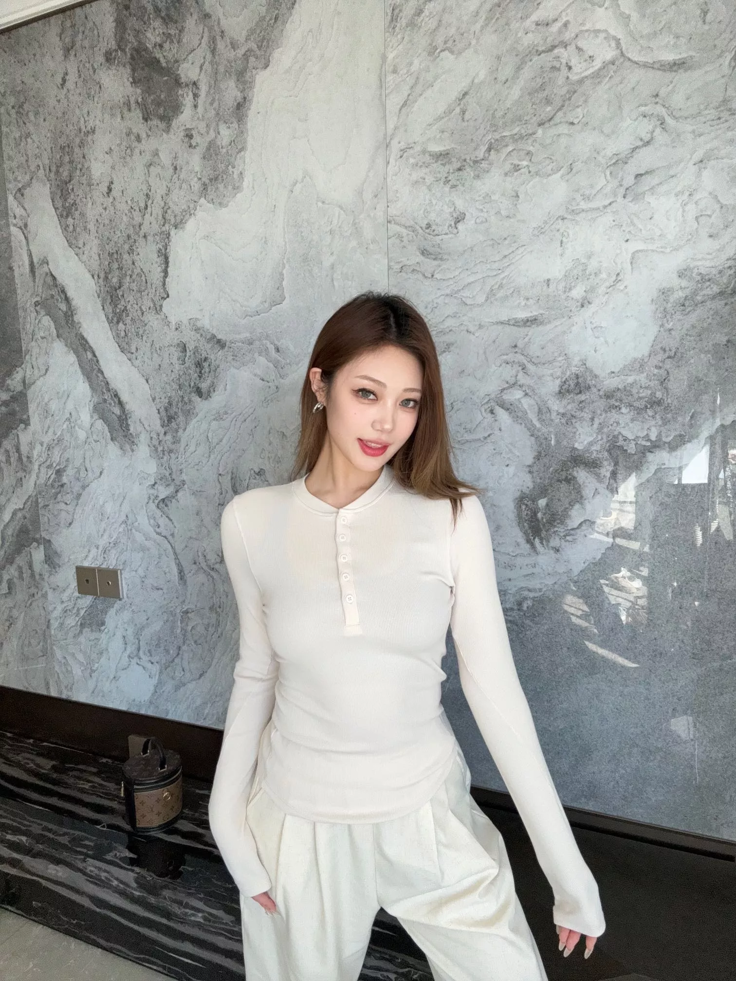 룰루레몬 헨리넥 리브드 슬림핏 티셔츠 상세 이미지 37