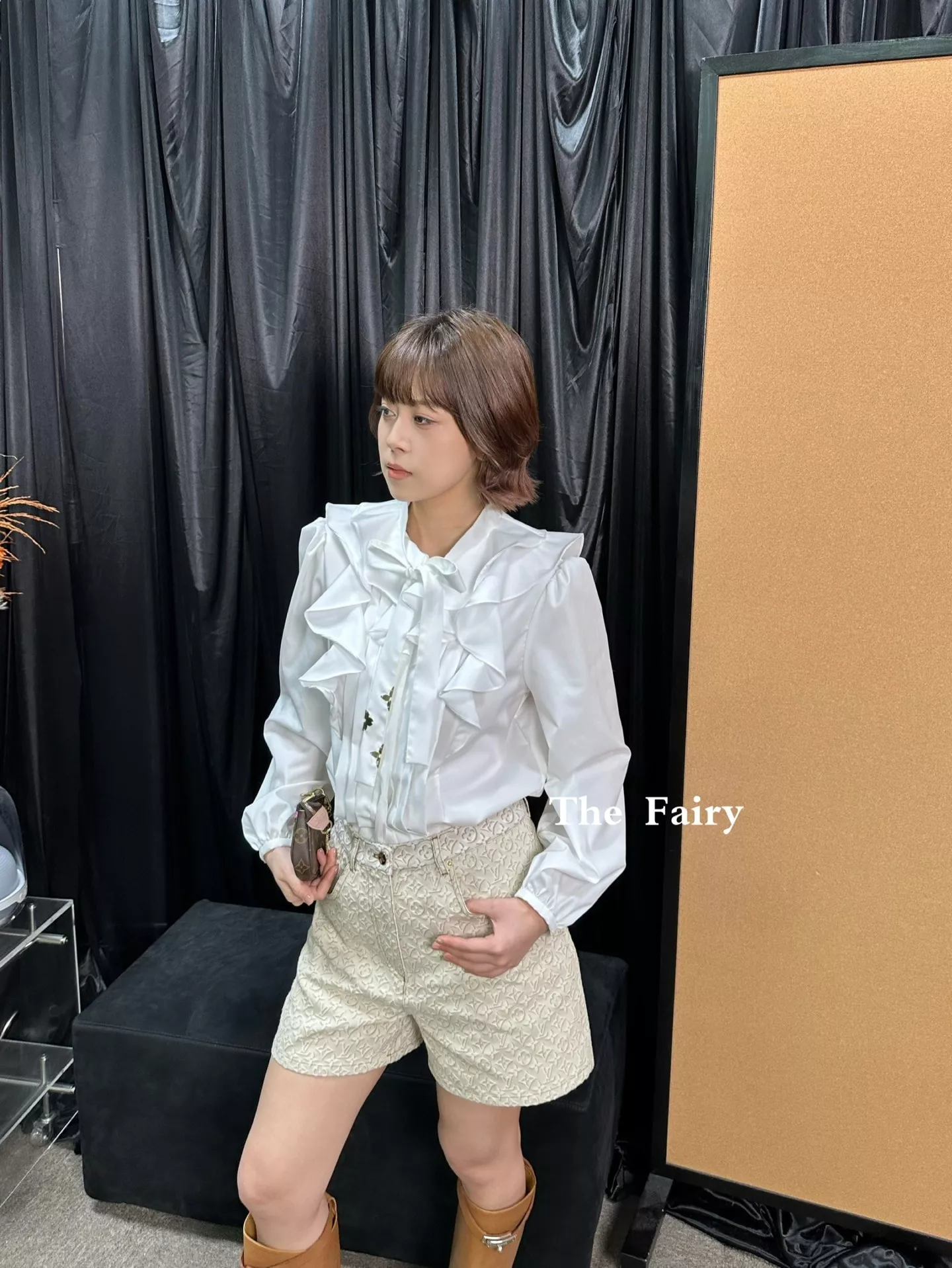 루이비통 3D 모노그램 데님 반바지 상세 이미지 12