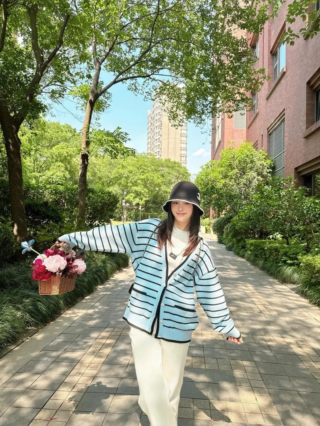 샤넬 브이넥 스트라이프 니트 가디건 상세 이미지 26