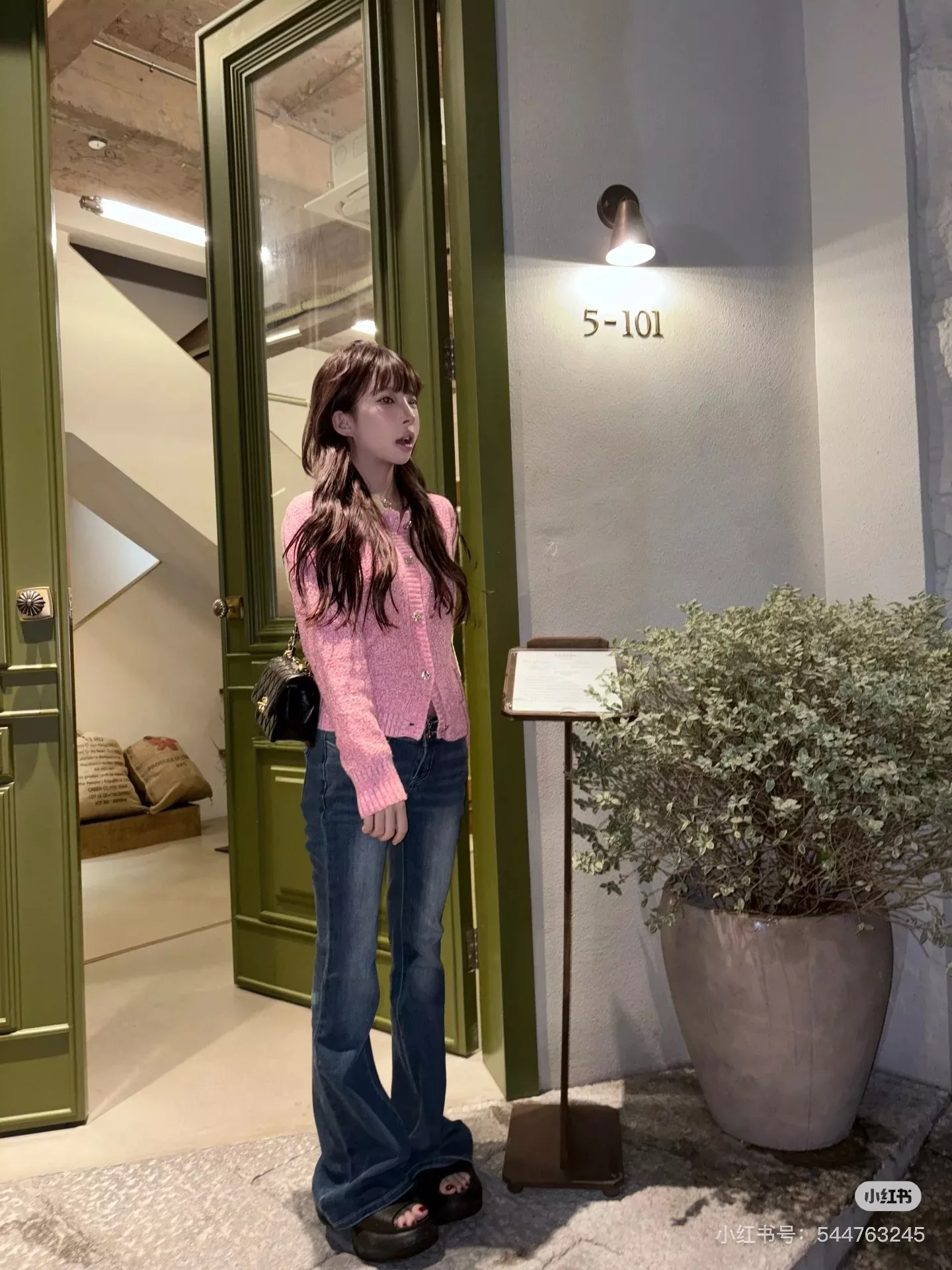 샤넬 라운드넥 니트 가디건 상세 이미지 25