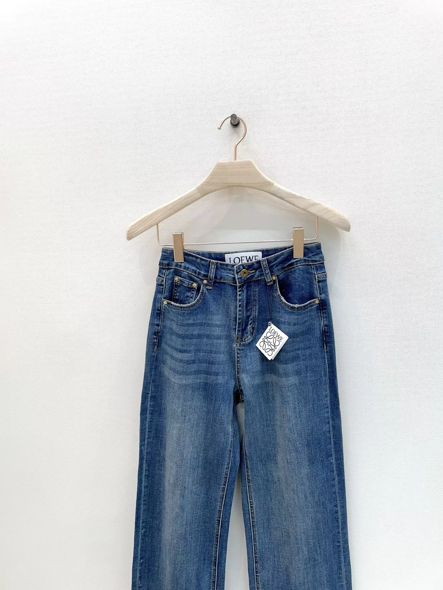 로에베 자수 스트레이트 데님 팬츠 상세 이미지 3
