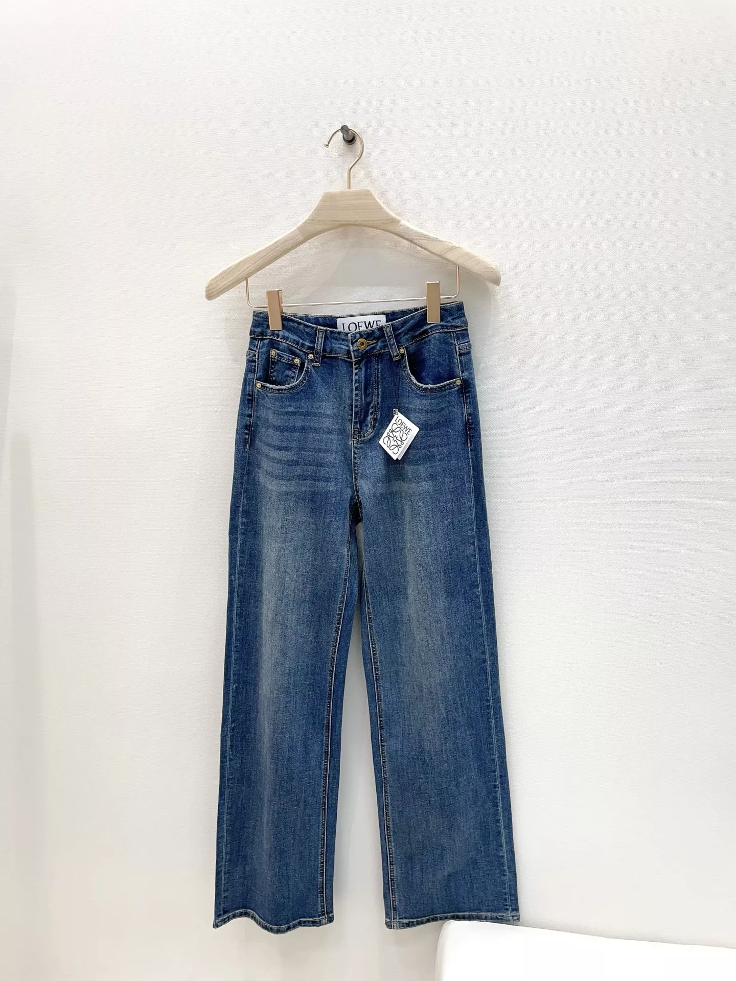 로에베 자수 스트레이트 데님 팬츠 상세 이미지 2