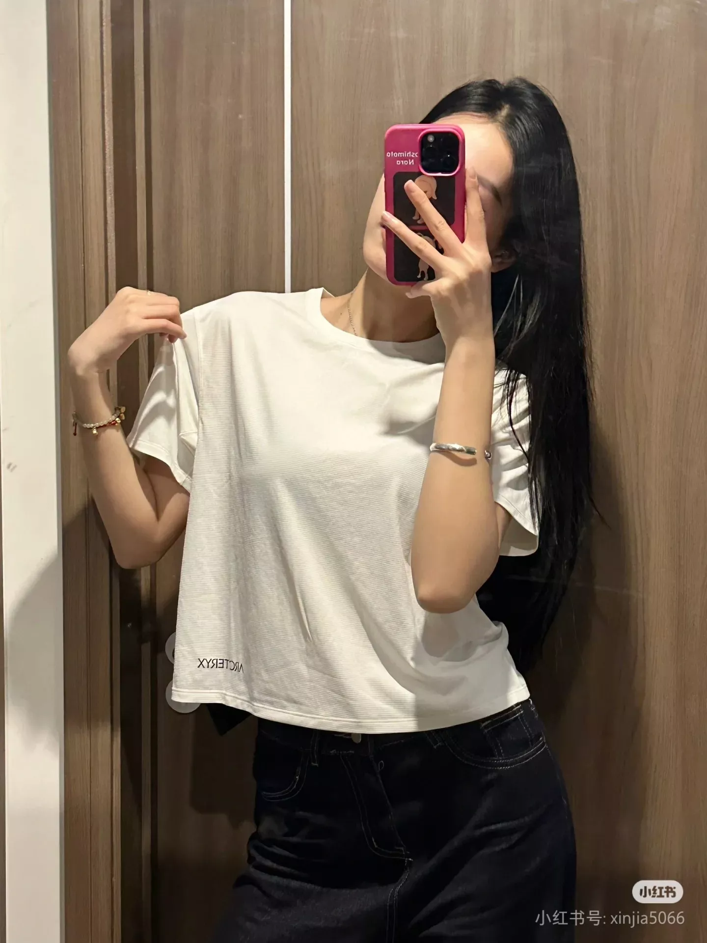 아크테릭스 크롭 기능성 로고 반팔 티셔츠 상세 이미지 30
