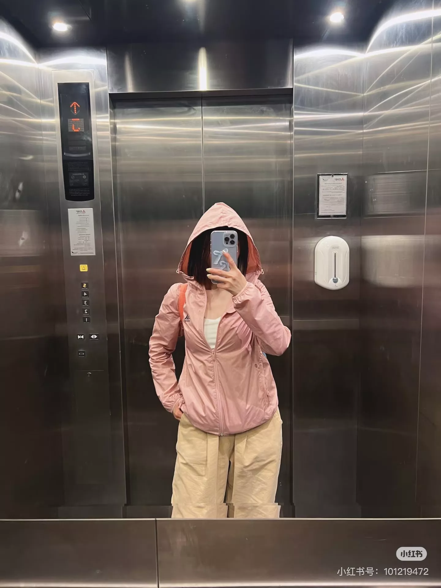 아크테릭스 경량 후드 바람막이 재킷 상세 이미지 32