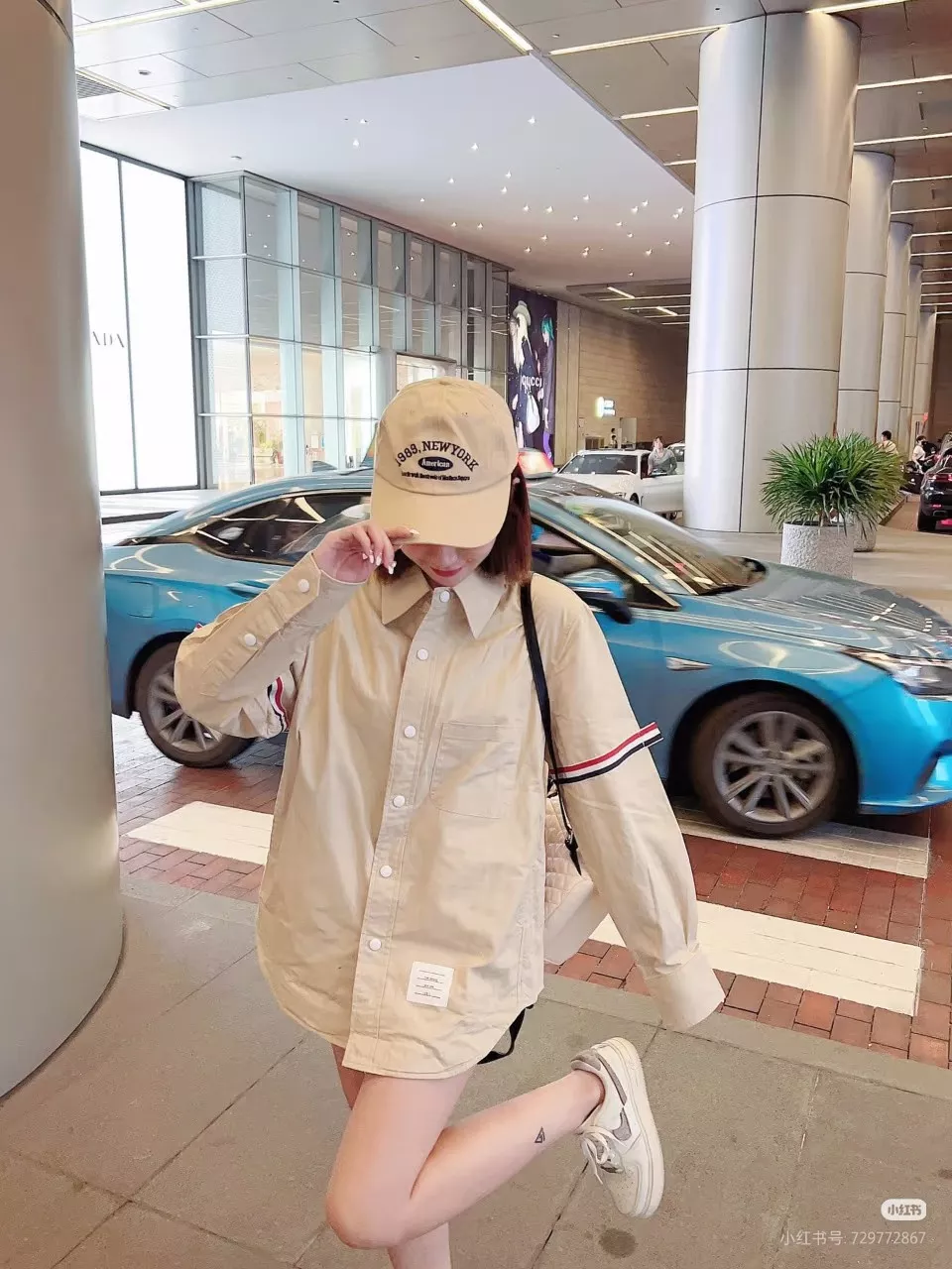 톰브라운 삼선 포인트 오버핏 롱 셔츠 상세 이미지 44