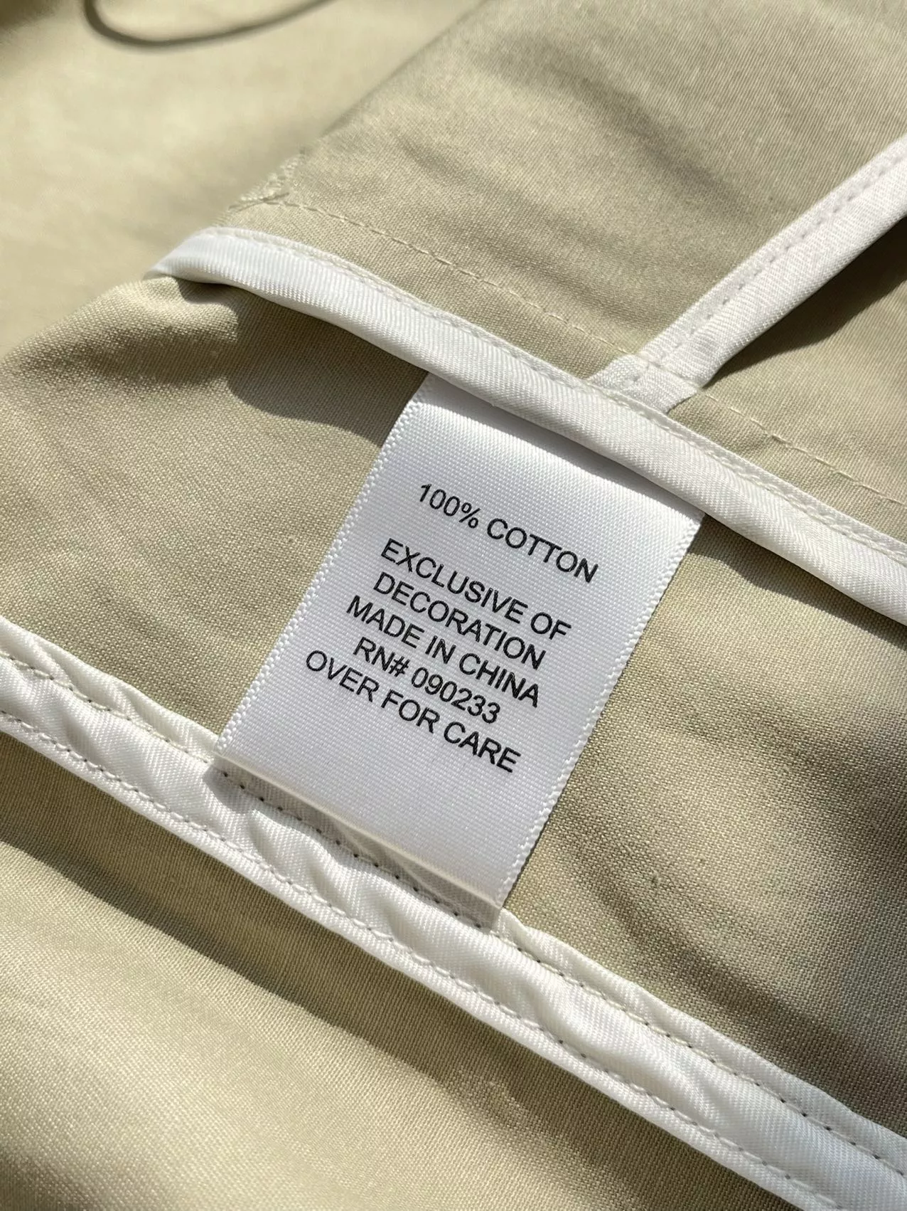 톰브라운 삼선 포인트 오버핏 롱 셔츠 상세 이미지 27