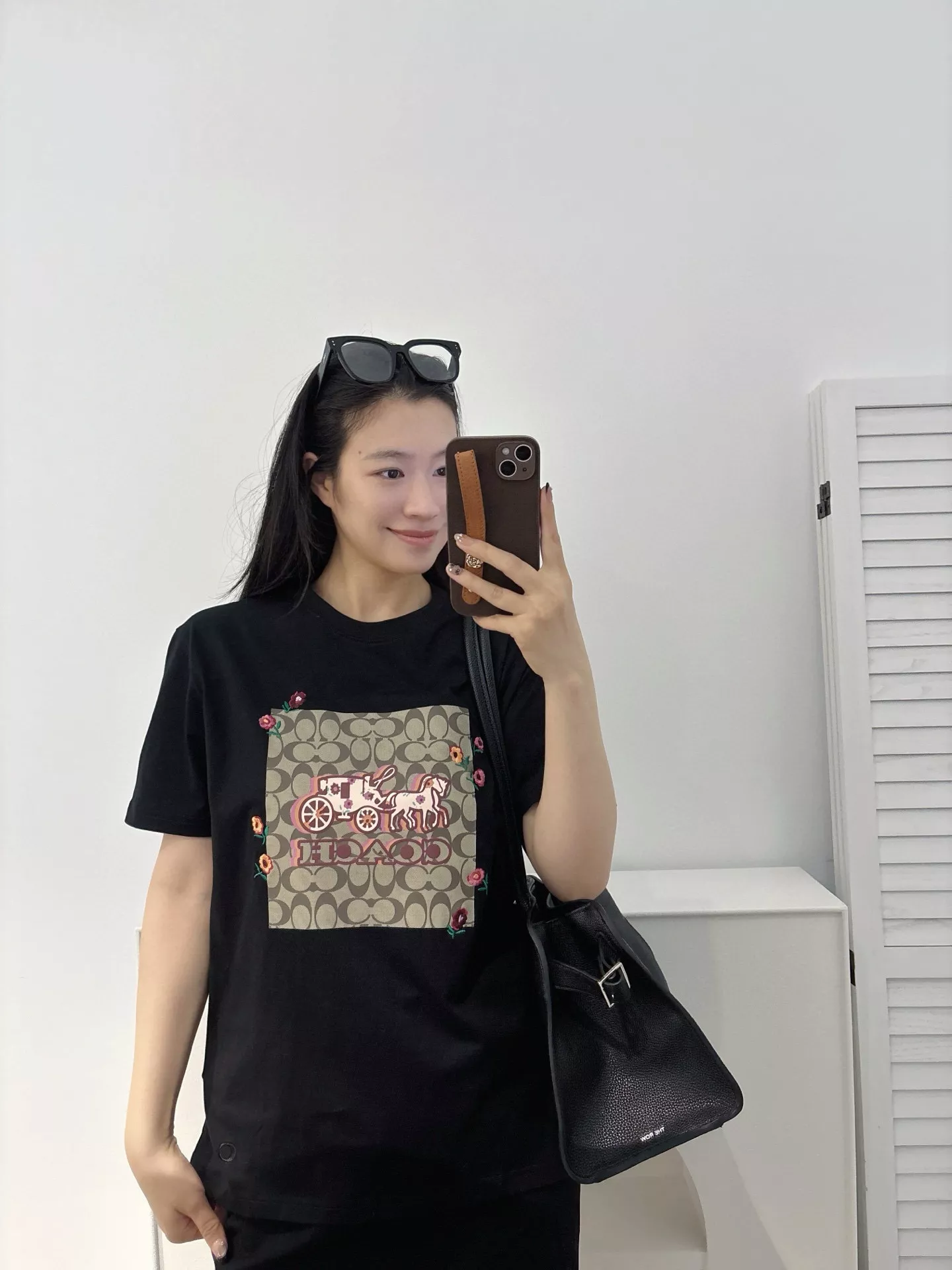 코치 마차 자수 프린트 반소매 티셔츠 상세 이미지 63