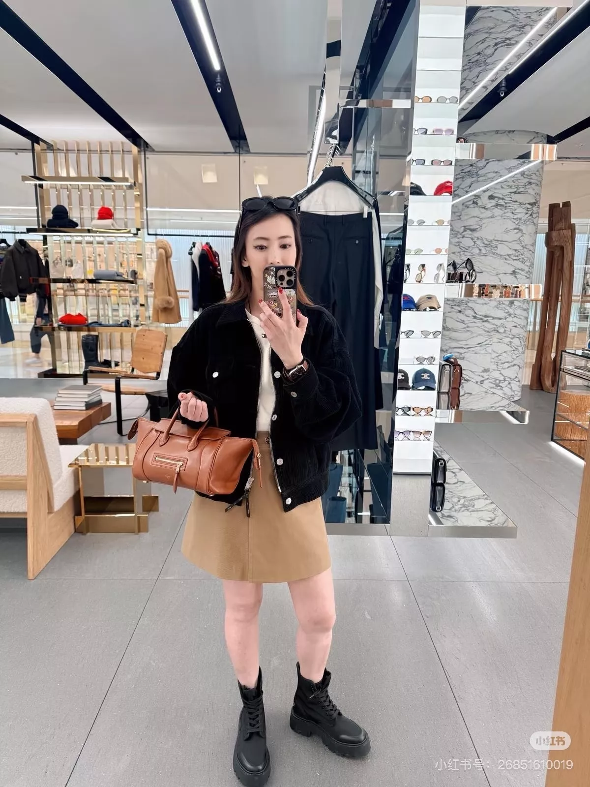 셀린느 코듀로이 크롭 트러커 재킷 상세 이미지 40