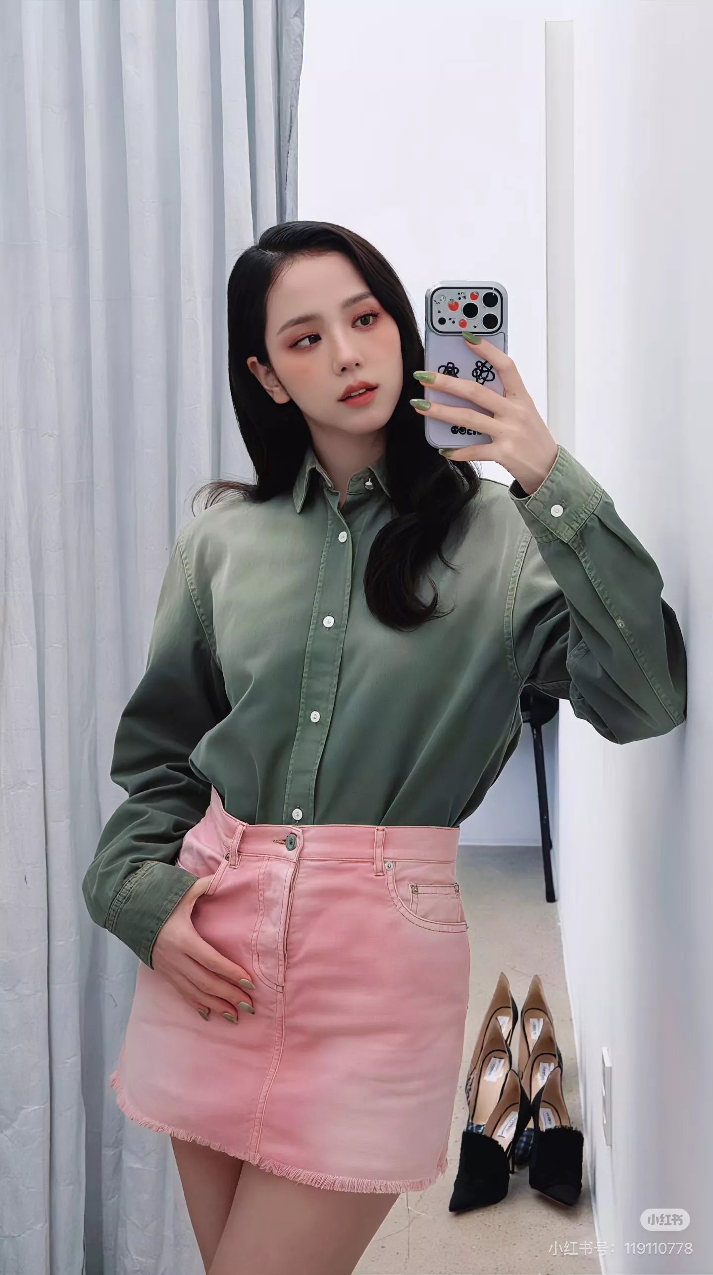 디올 핑크 하이웨이스트 데님 스커트 상세 이미지 26