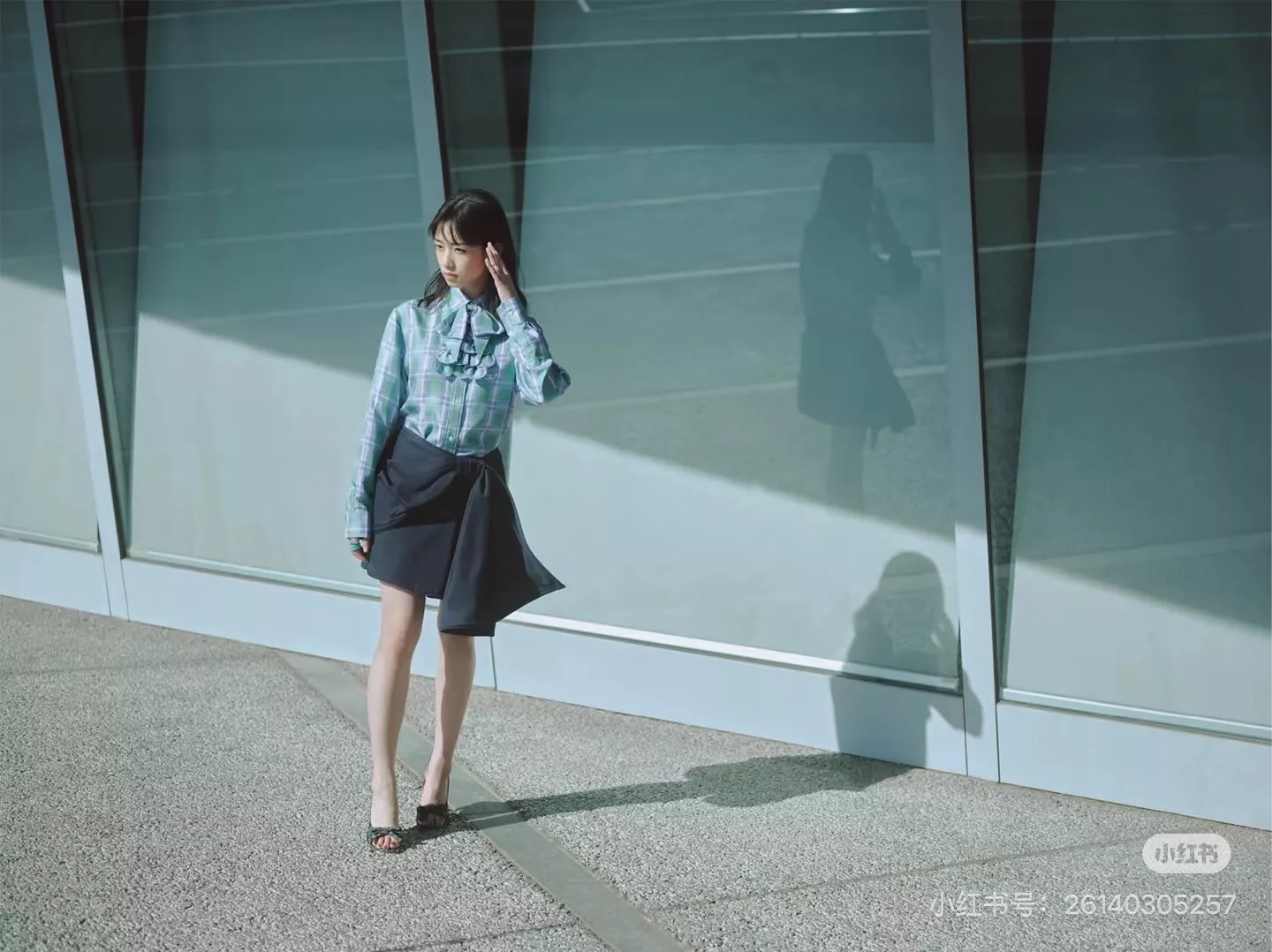 디올 언발란스 랩 스타일 코튼 스커트 상세 이미지 68