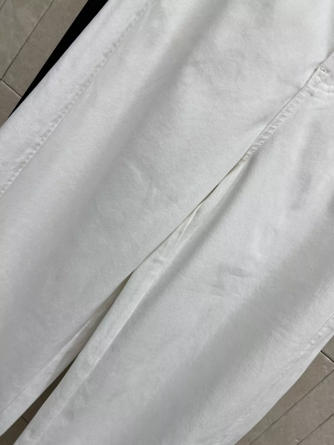 입생로랑 화이트 와이드 데님 팬츠 상세 이미지 3