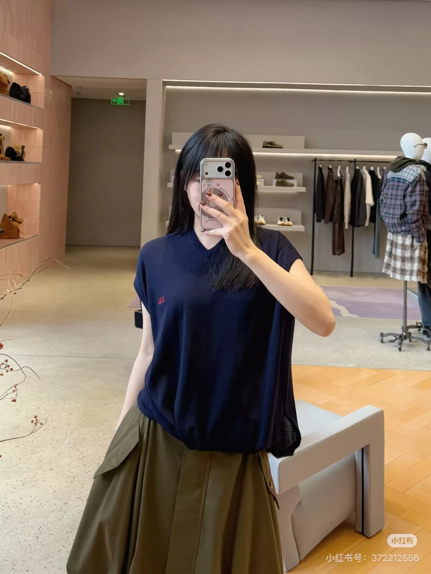 로에베 카키 포켓 버블 미니 스커트 상세 이미지 31