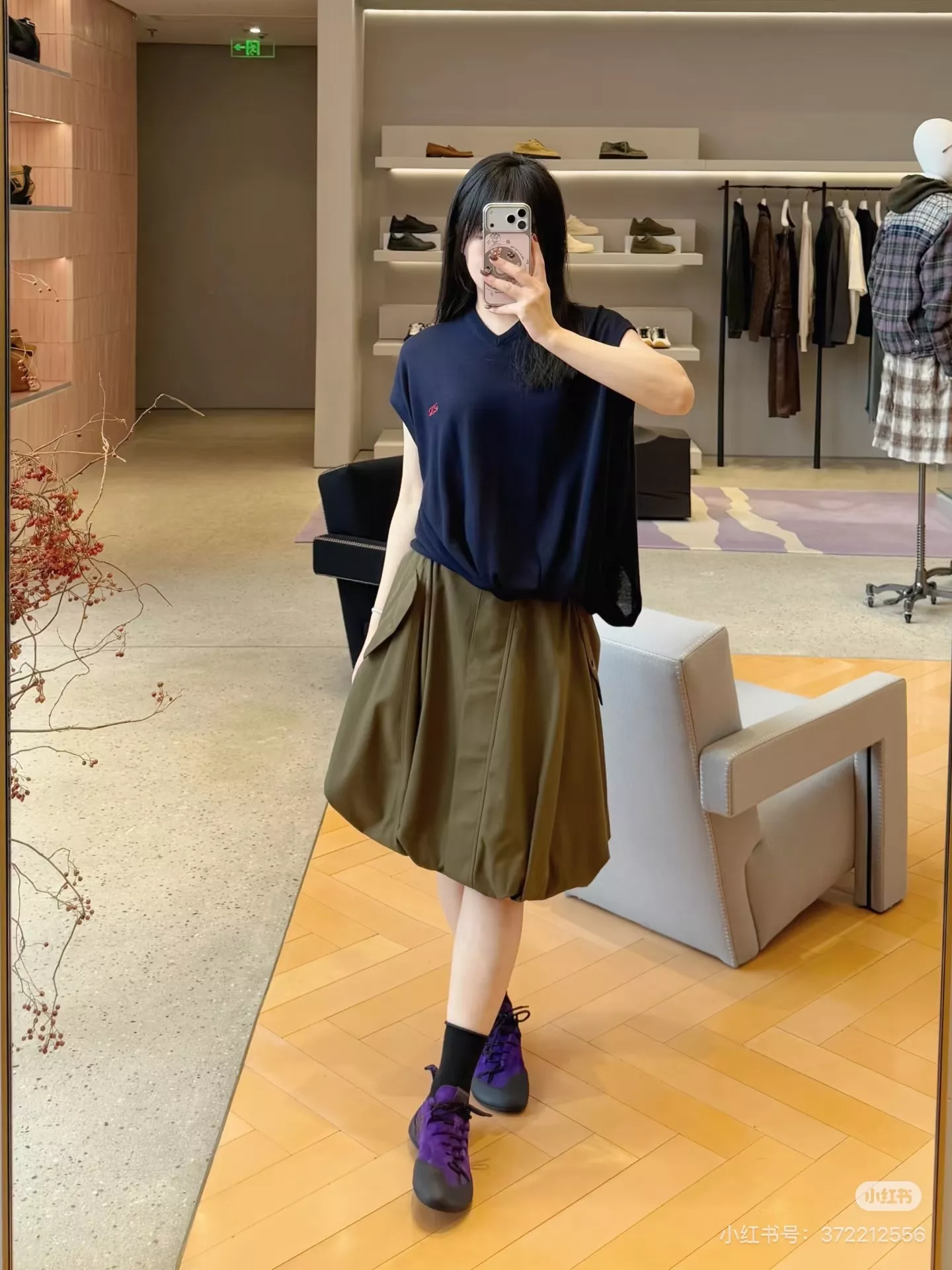 로에베 카키 포켓 버블 미니 스커트 상세 이미지 32