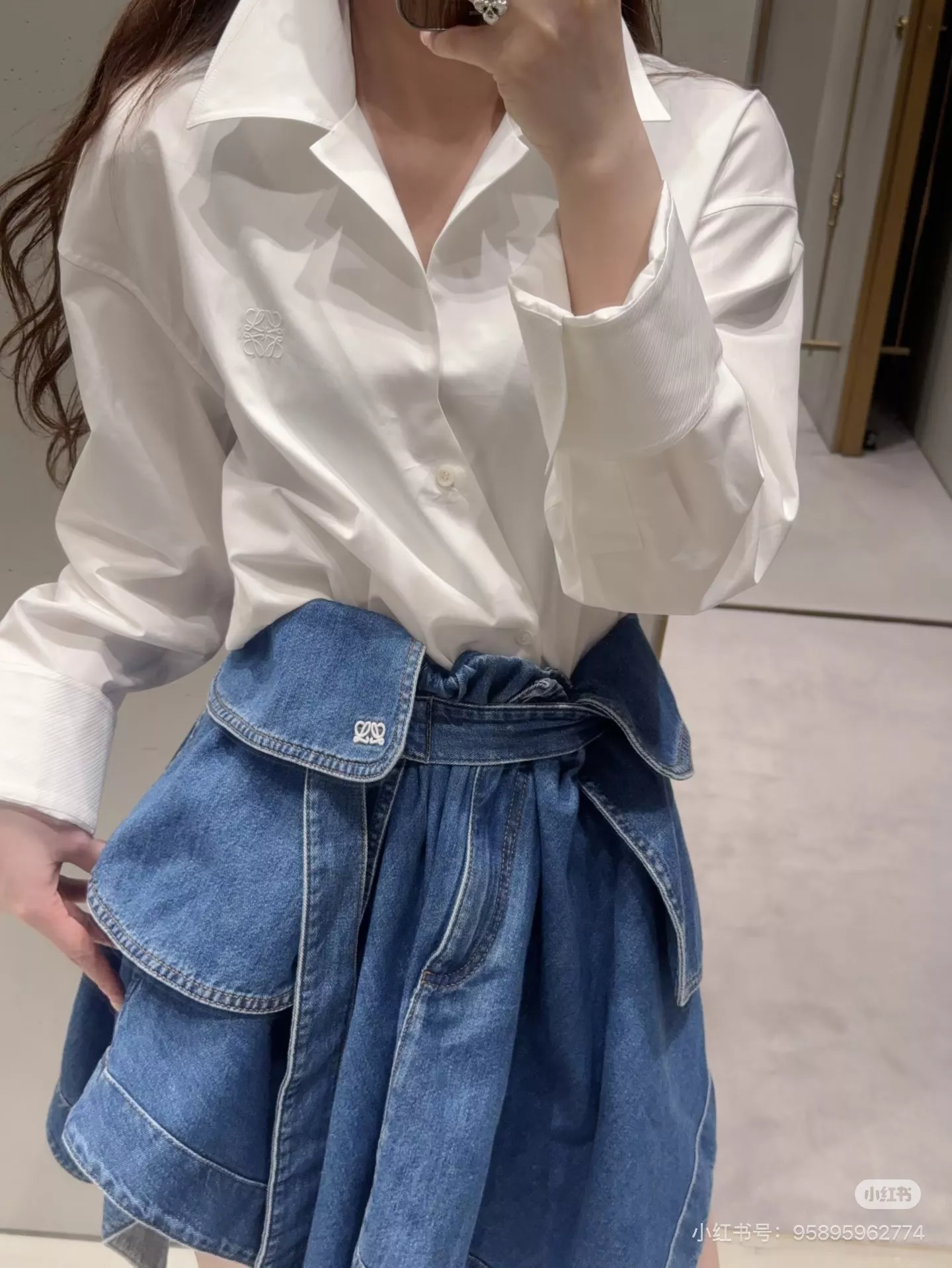 로에베 언밸런스 워싱 데님 스커트 상세 이미지 30