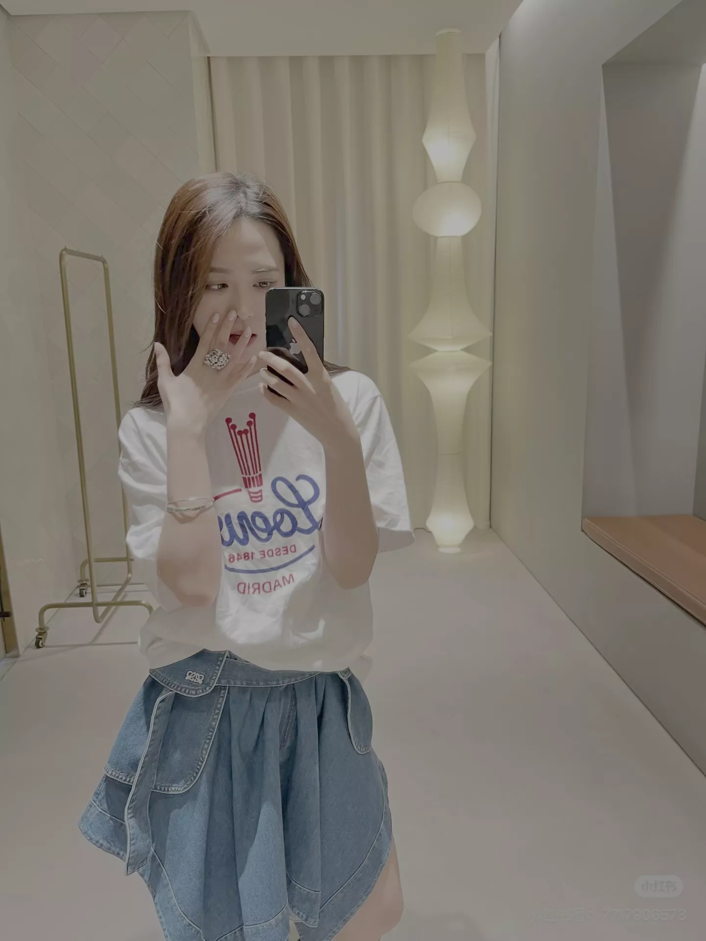 로에베 언밸런스 워싱 데님 스커트 상세 이미지 39