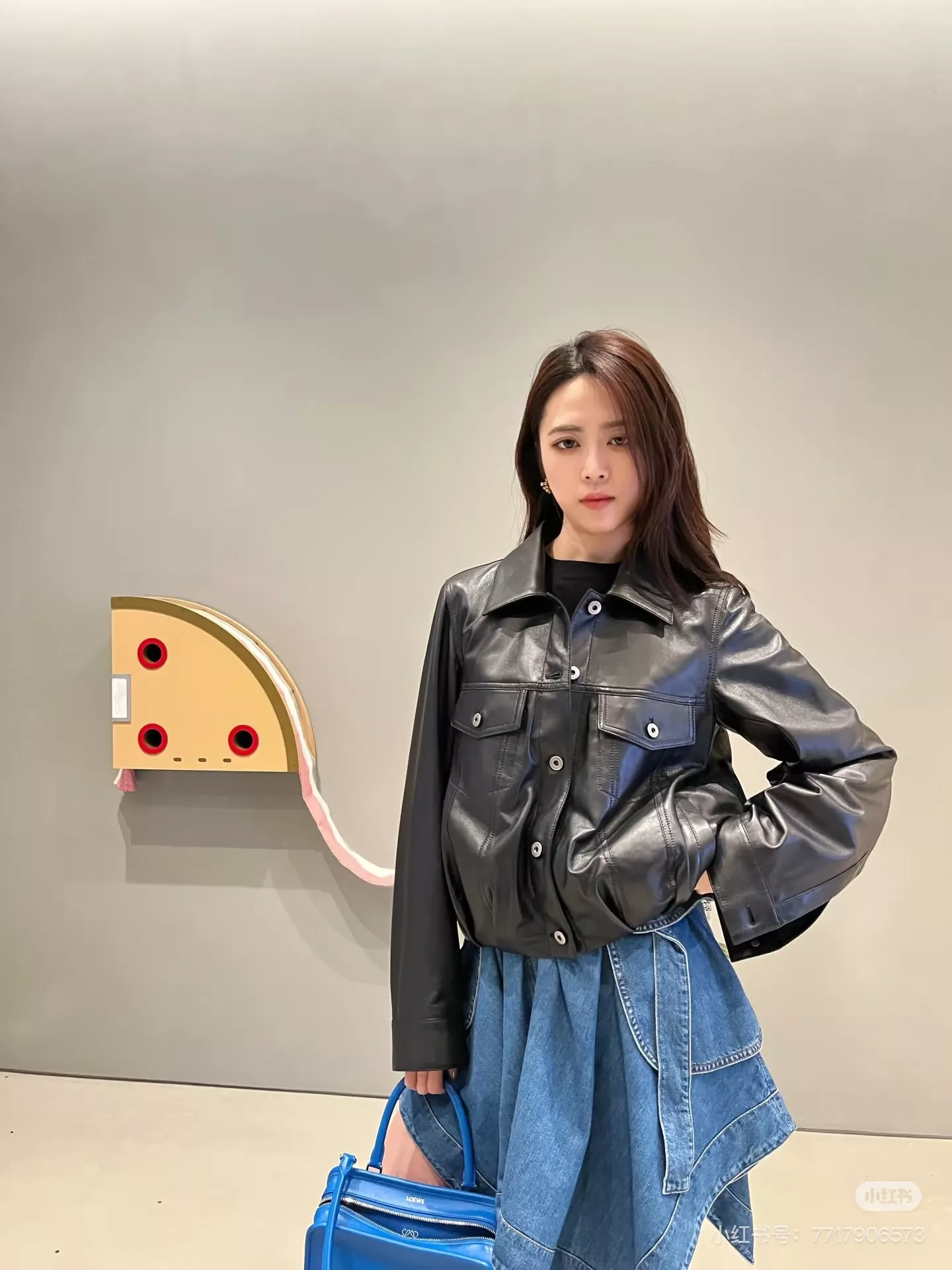 로에베 언밸런스 워싱 데님 스커트 상세 이미지 41