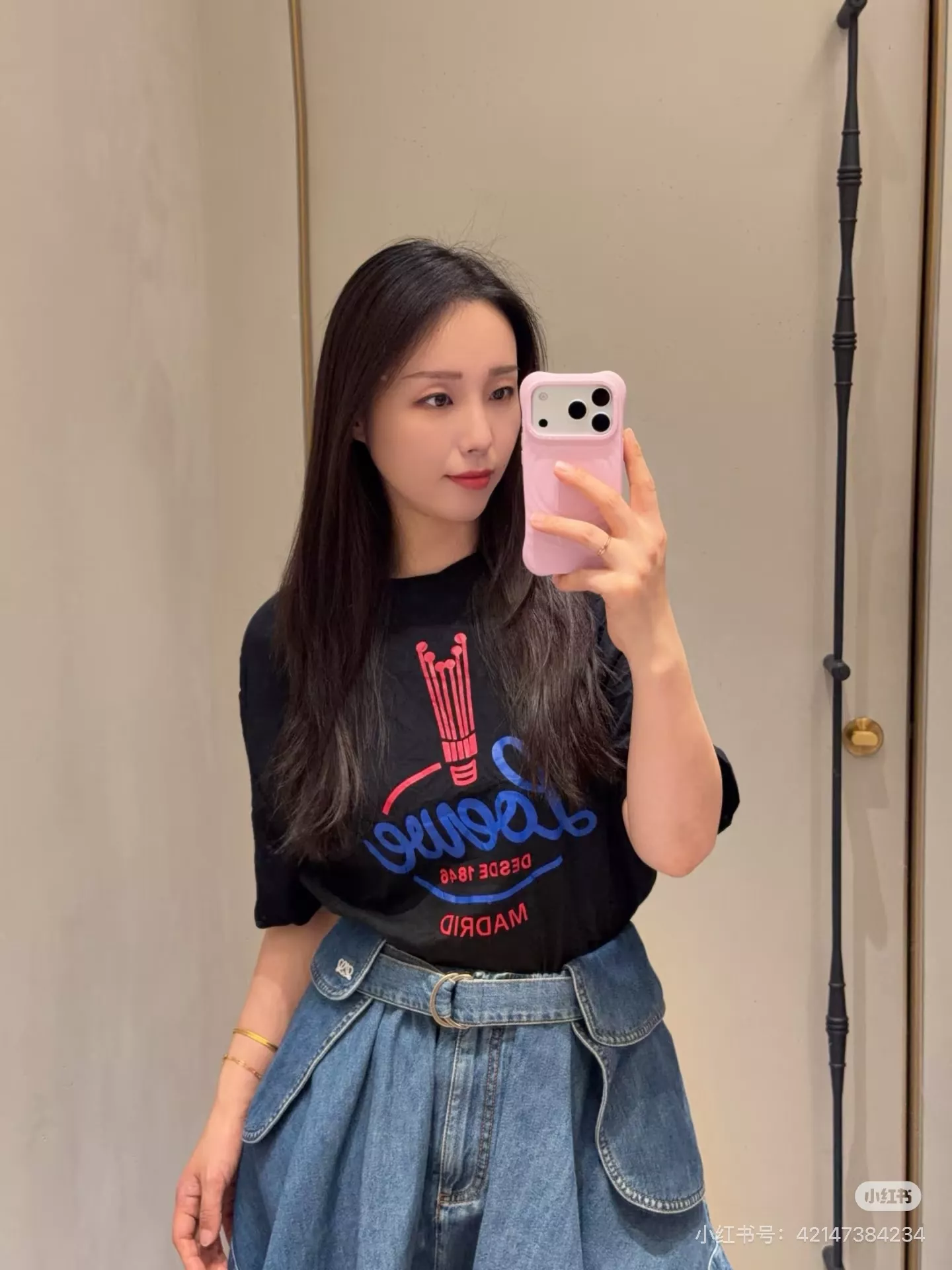 로에베 언밸런스 워싱 데님 스커트 상세 이미지 51