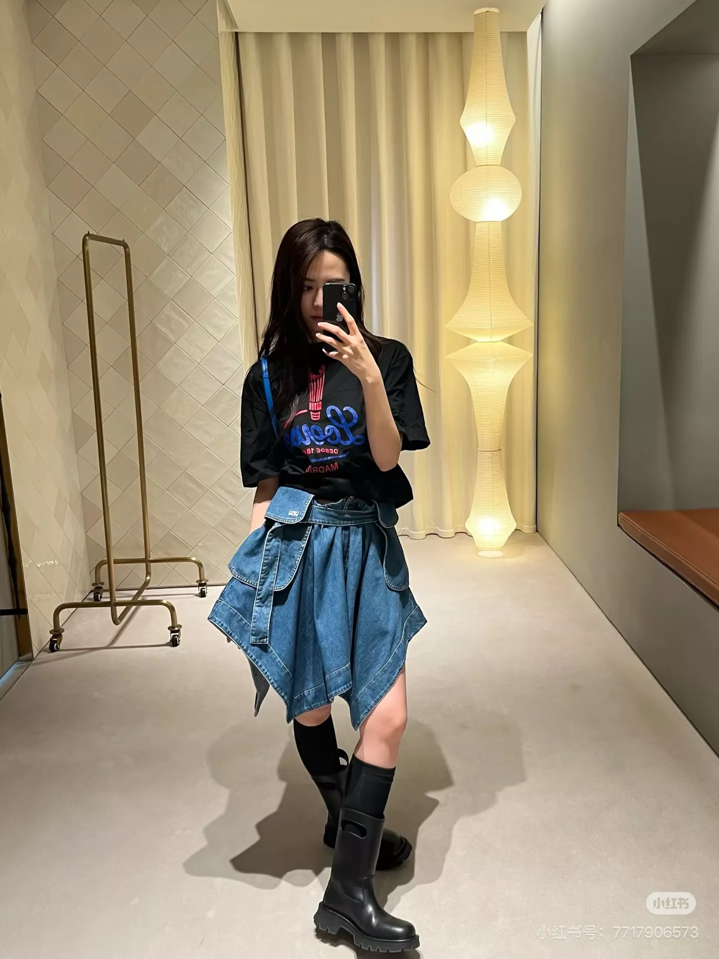 로에베 언밸런스 워싱 데님 스커트 상세 이미지 43