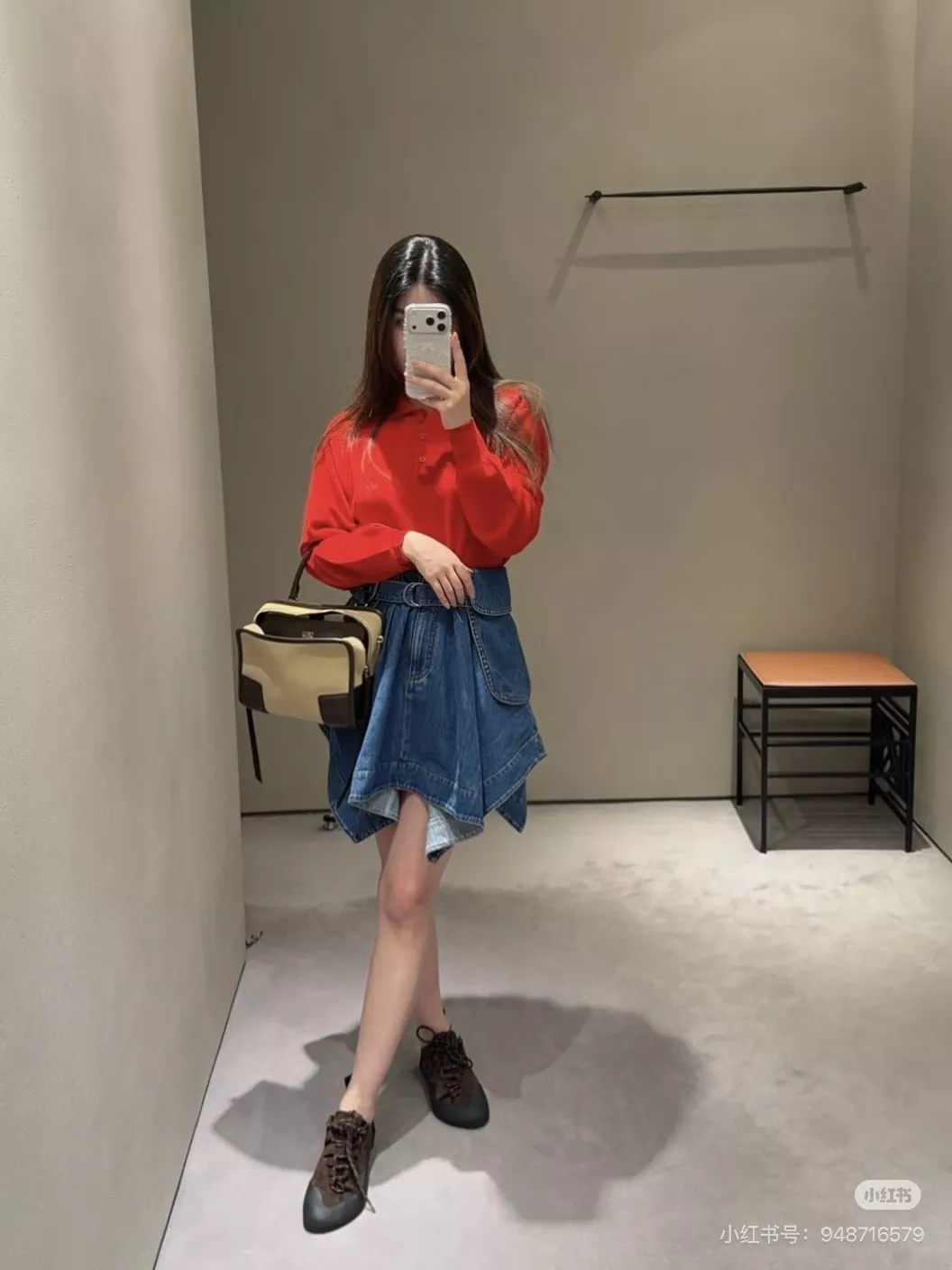 로에베 언밸런스 워싱 데님 스커트 상세 이미지 35
