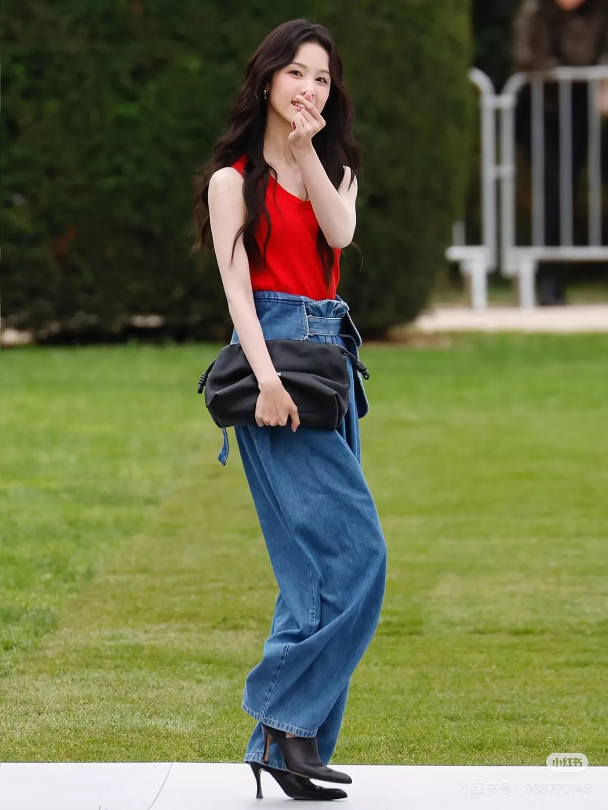 로에베 빈티지 워싱 하이웨이스트 와이드 데님 팬츠 상세 이미지 50
