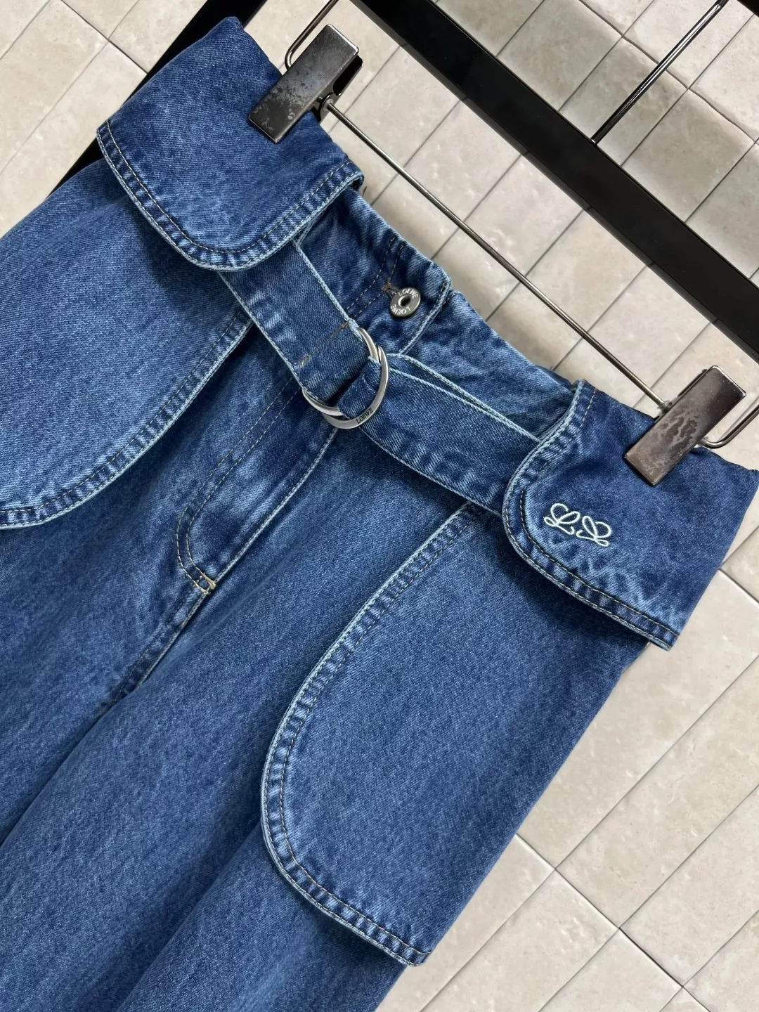 로에베 빈티지 워싱 하이웨이스트 와이드 데님 팬츠 상세 이미지 2