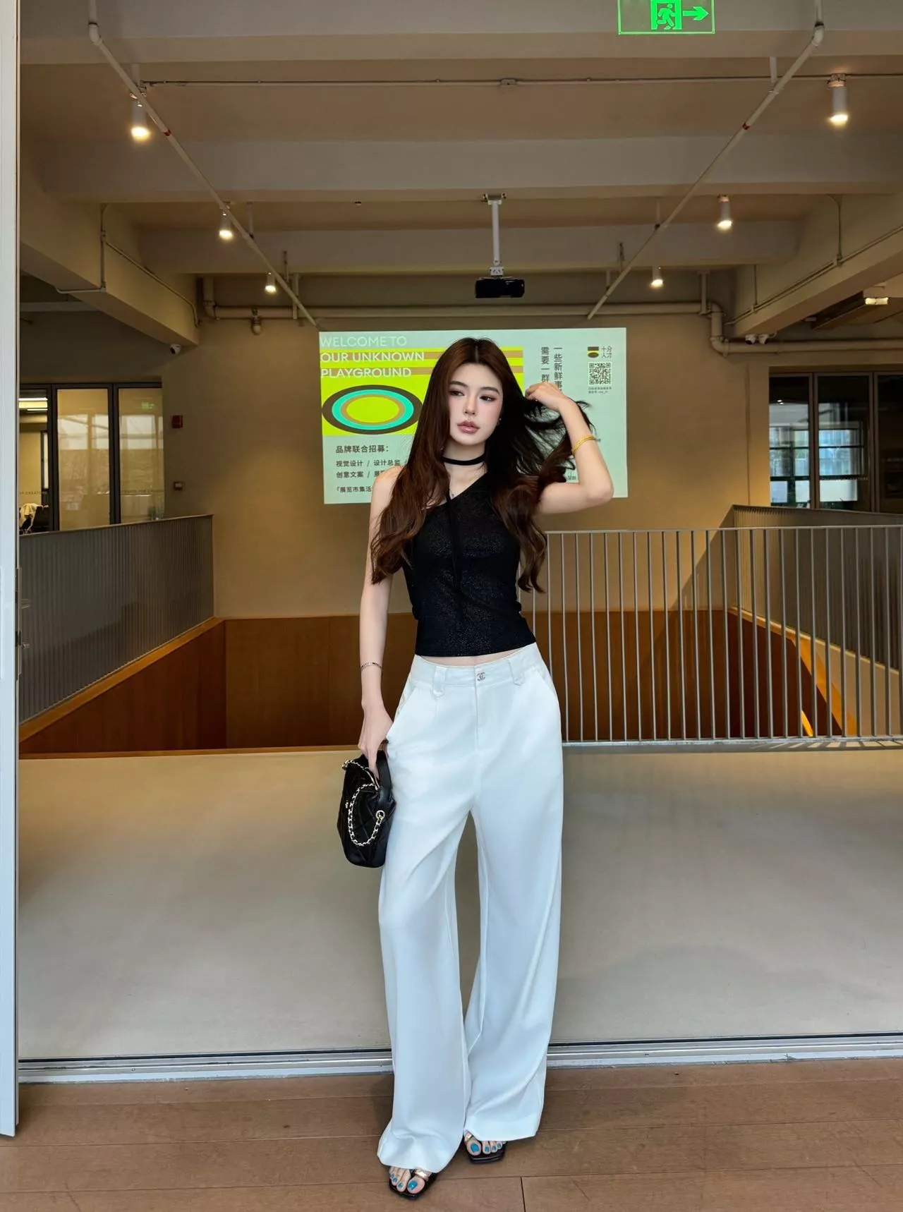샤넬 화이트 하이웨이스트 스트레이트 데님 팬츠 상세 이미지 19