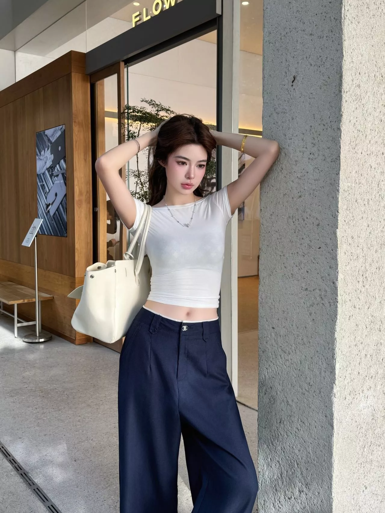 샤넬 화이트 하이웨이스트 스트레이트 데님 팬츠 상세 이미지 25