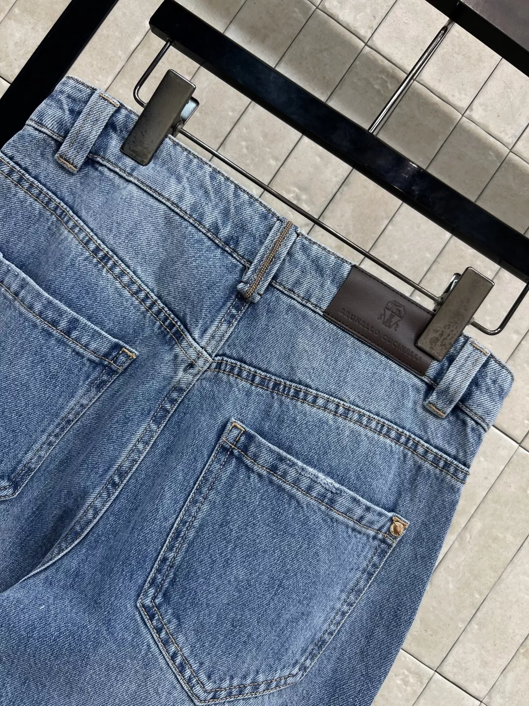 브루넬로쿠치넬리 빈티지 워싱 와이드 데님 팬츠 상세 이미지 8